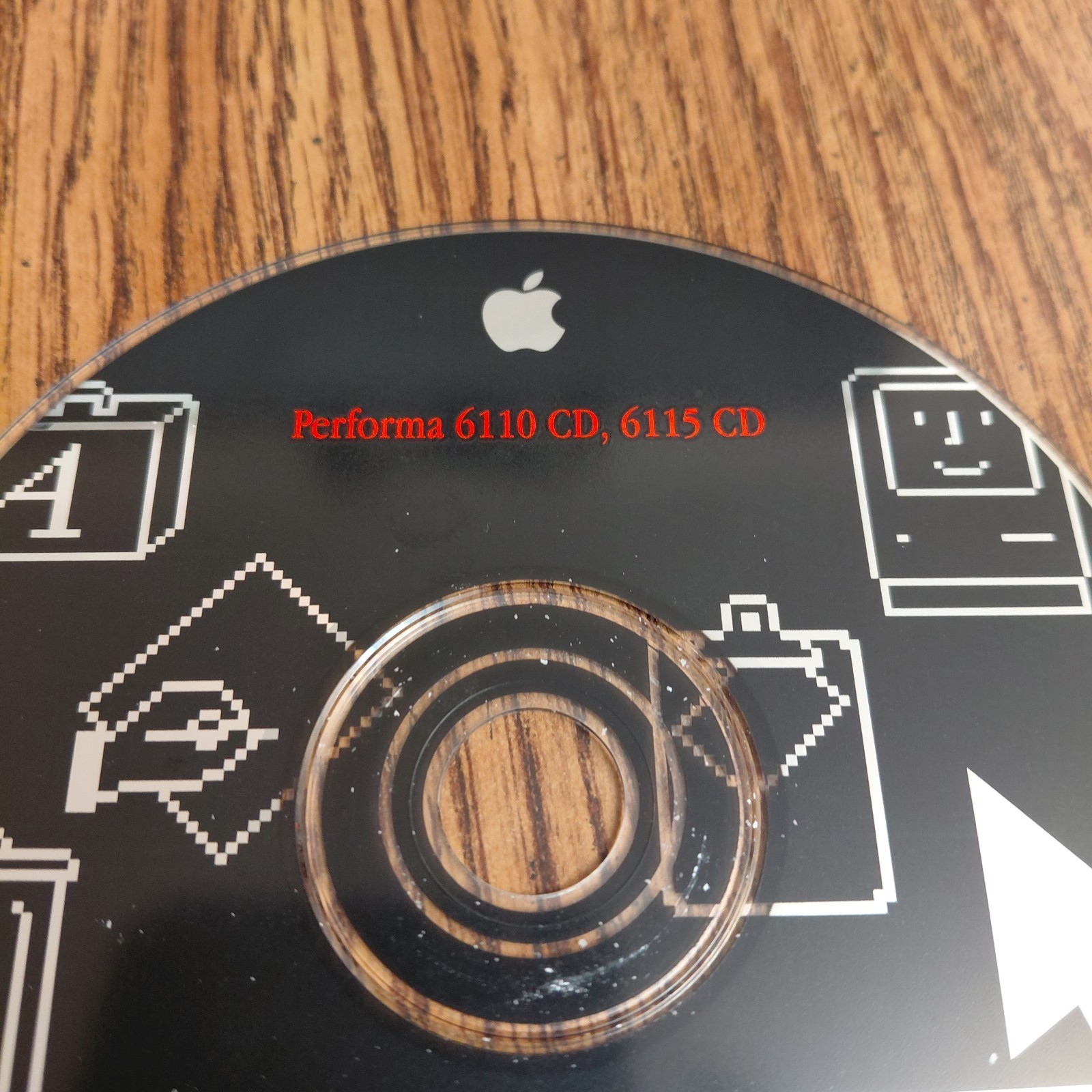 Apple Macintosh Performa CD 6100CD & 6115CD SSW Version 7.5 CD Ver 1.0 1994