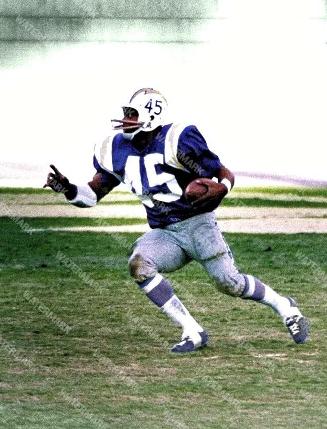 GW458 LESLIE SPEEDY DUNCAN - CHARGERS 8x10 11x14 16x20 Colorized Photo
