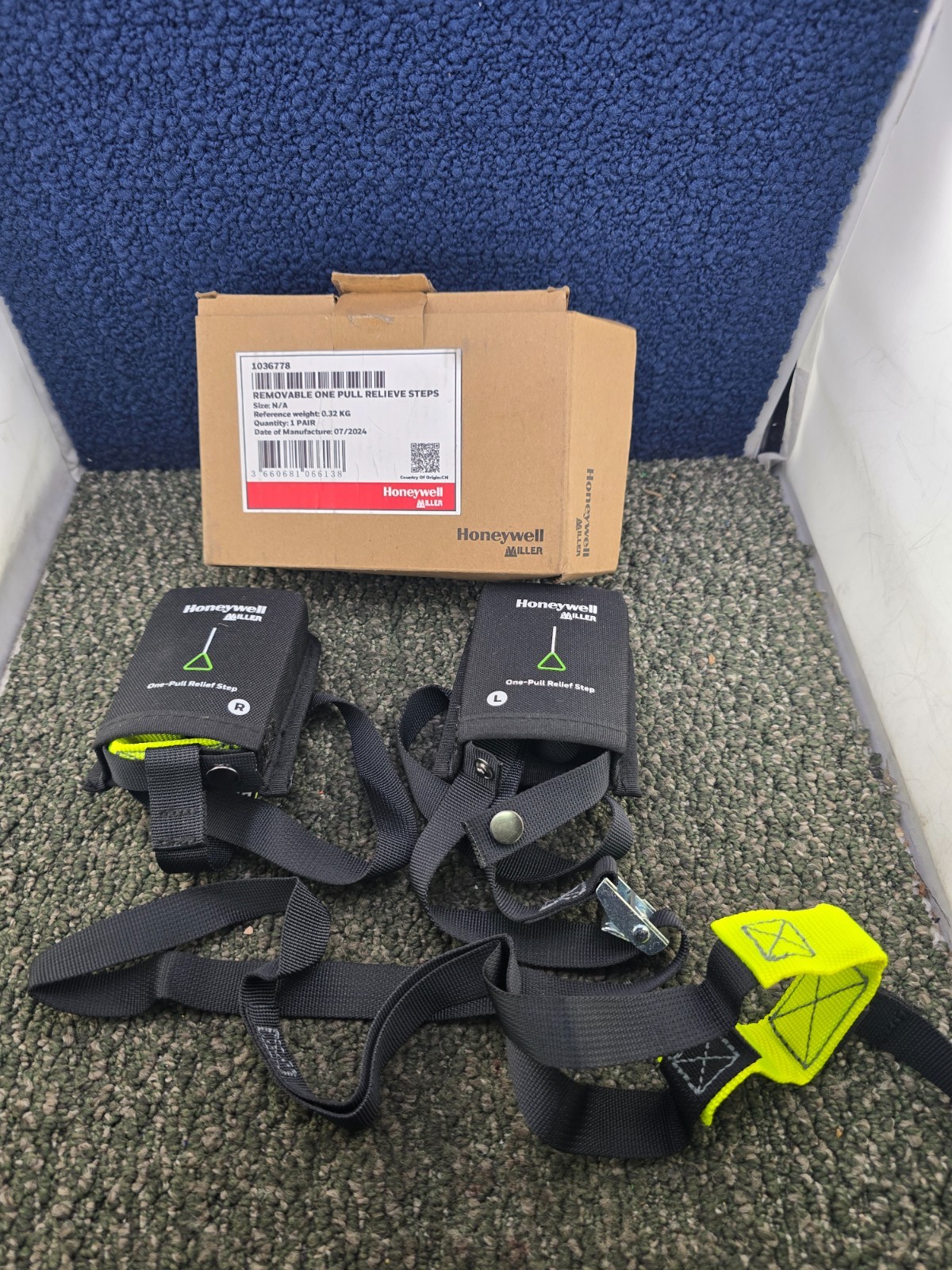 (1 Pair) Honeywell Miller 1036778: Removable One Pull Relieve Steps
