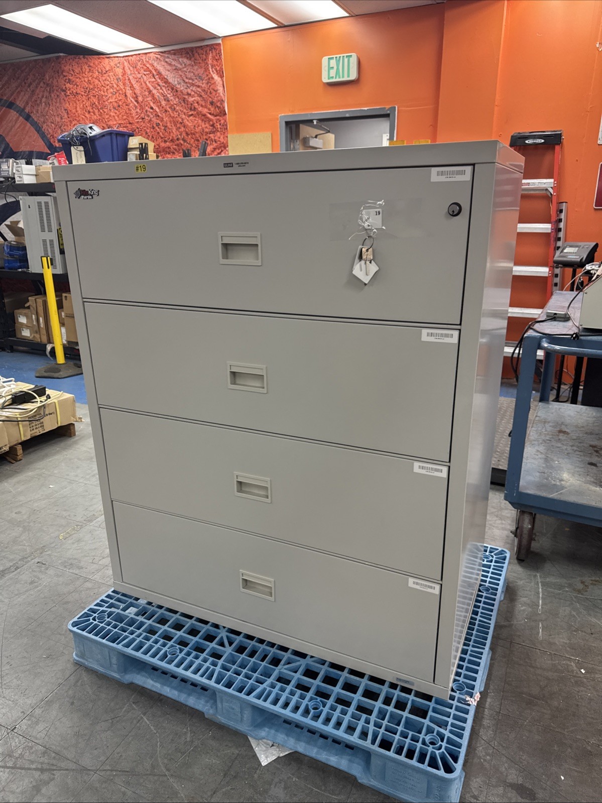 FireKing (Turtle) 4 Drawer Fire Resistant Cabinet, Great Condition W/KEY