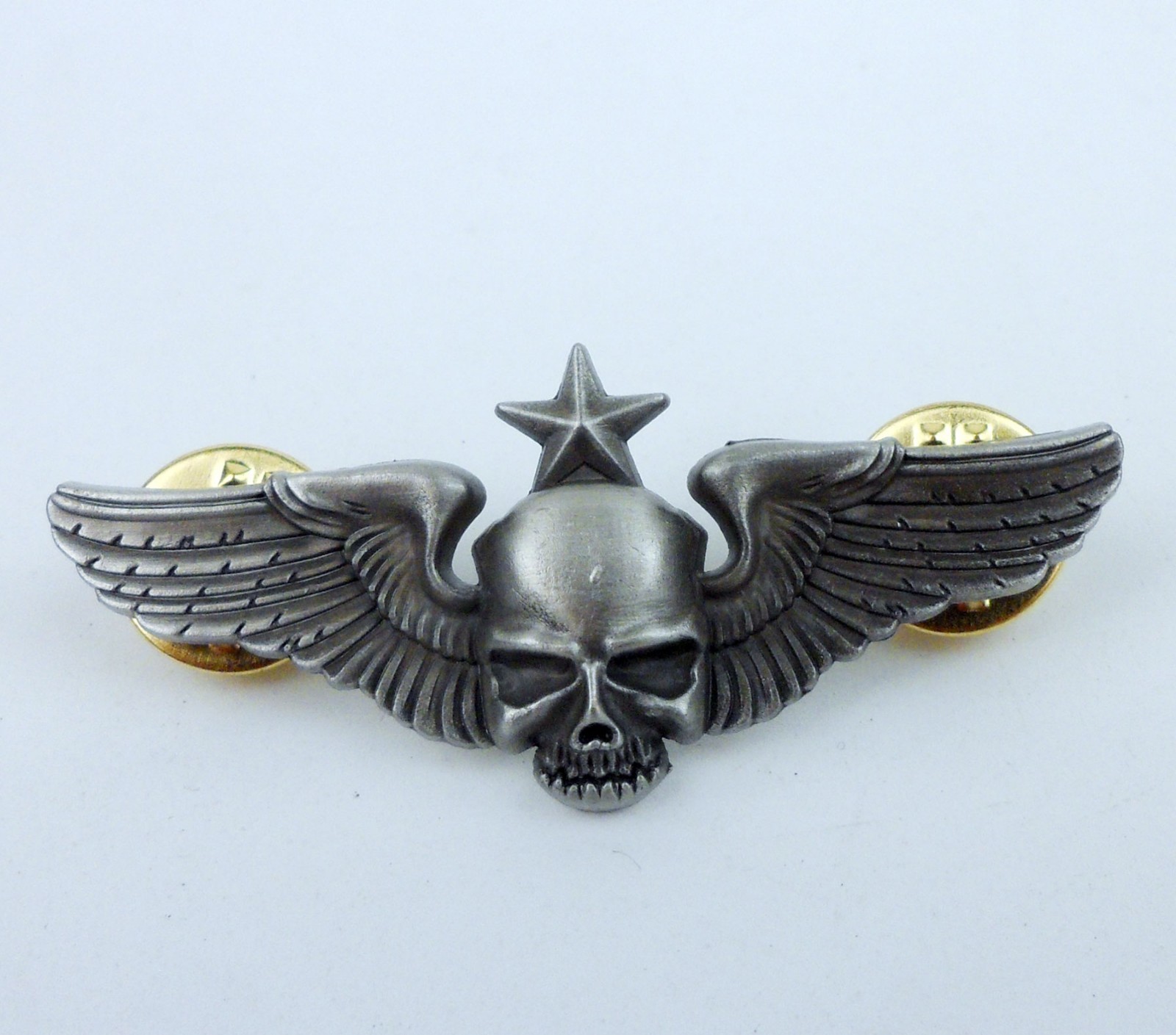 WWII US ARMY AIRBORNE SKULL STAR BADGE PIN 2.0''