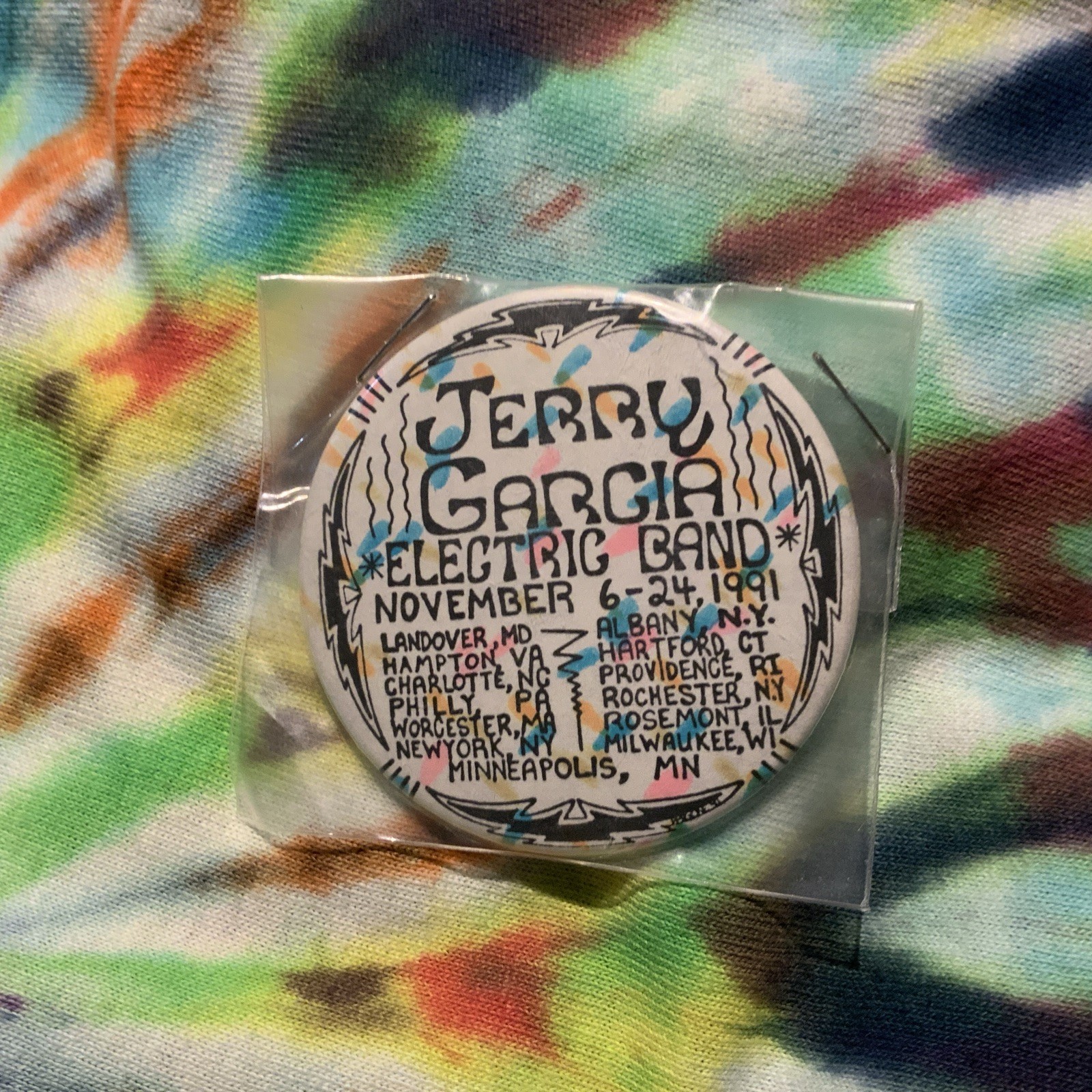 Jerry Garcia Band 10/ 6th - 24th TOUR CONCERT BUTTON PINBACK Vintage 1991