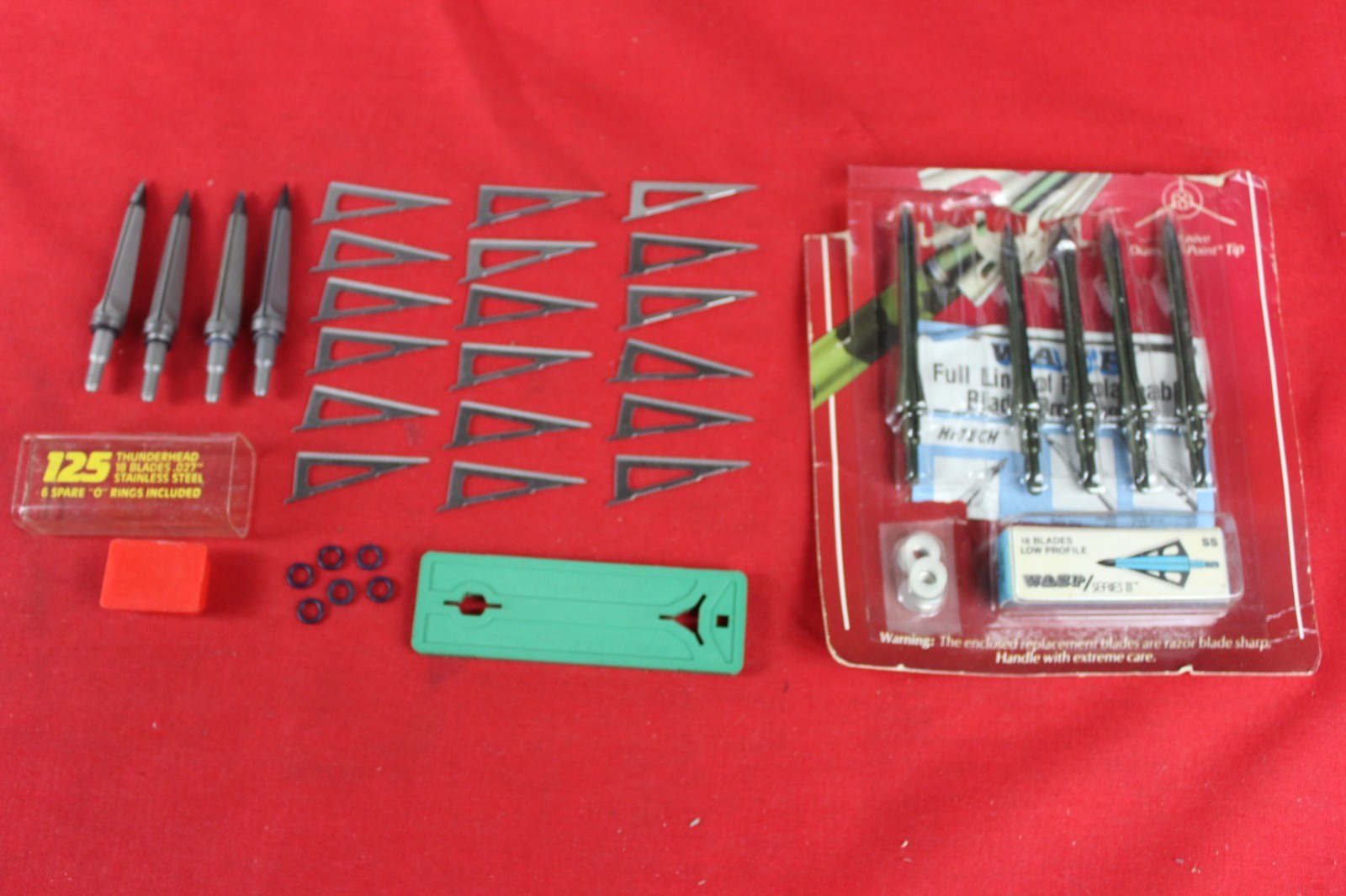 Vintage Wasp Series IV 3 Blade Diamond Point 5 Tip Broadhead  & 4 Broadhead Tips