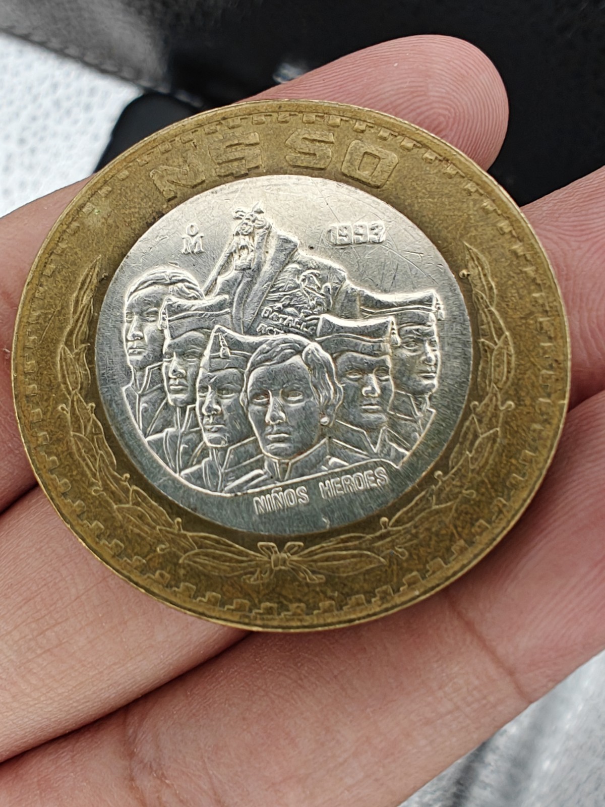 1993 Mexico 50 Nuevos Pesos Bi-Metallic .925 Silver  Coin Los Niños Heros JD07