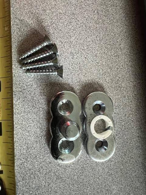 DOUBLE ACTING CENTER PIVOT SET WITH FASTENERS