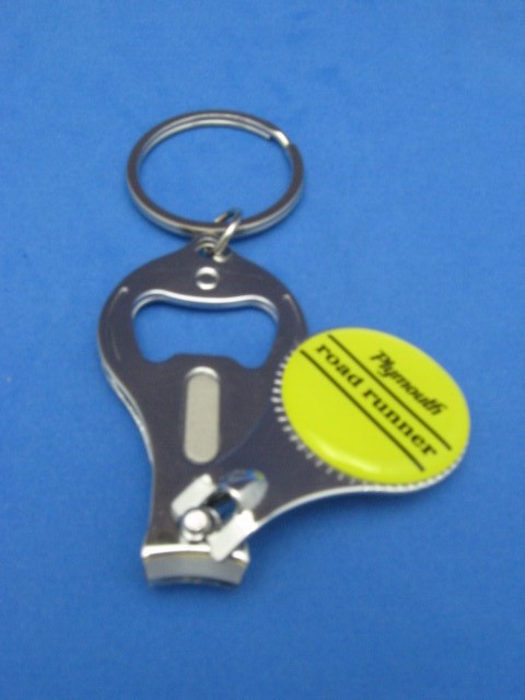 ROADRUNNER ROAD RUNNER LOGO KEY RING NAIL CLIPPER BOTTLE OPENER #179