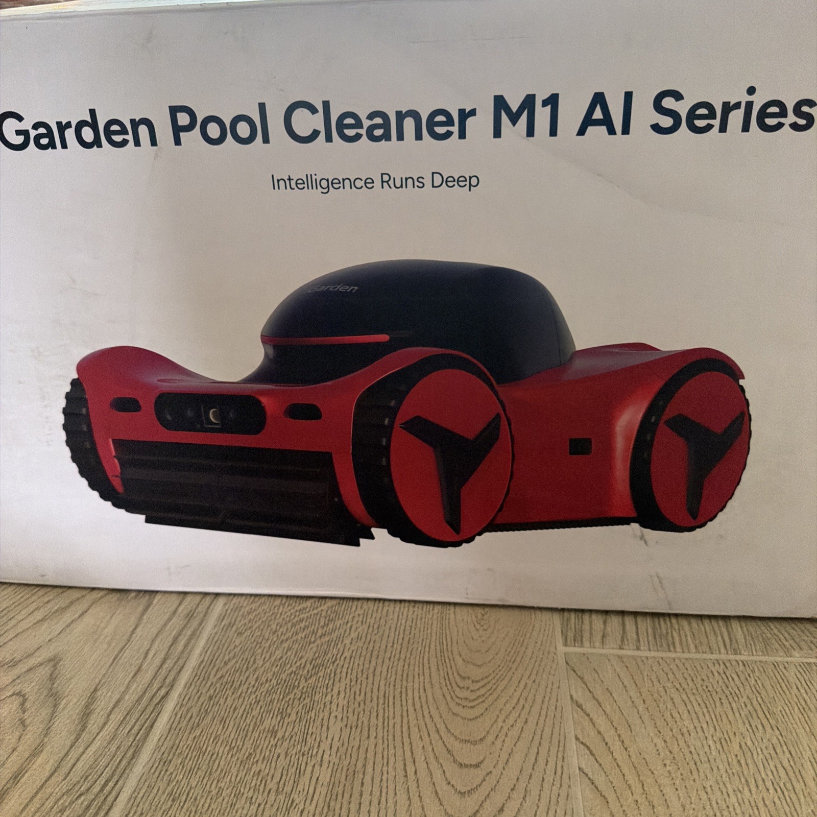iGarden Pool Cleaner M1 AI Series 4.5H Runtime 3D AI Vision Cordless Robotic