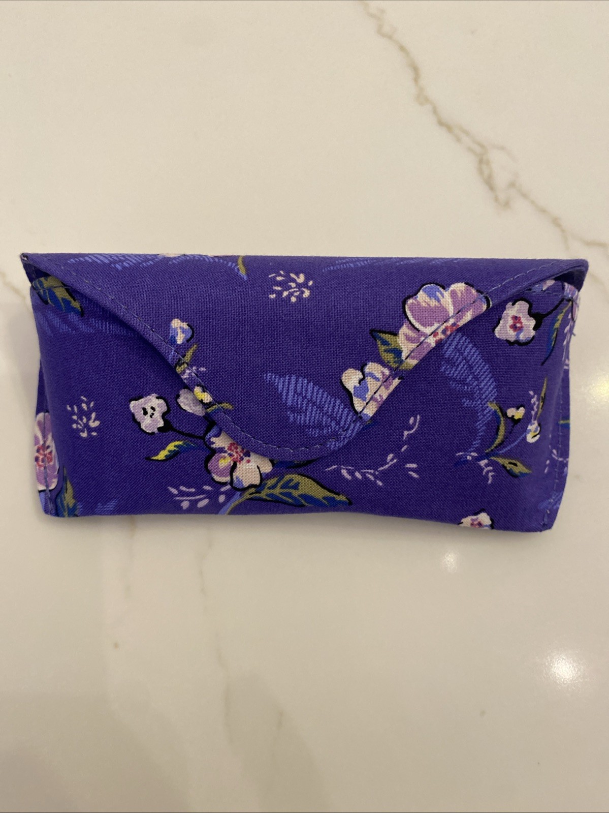 NWT Vera Bradley Eyeglass Case Wild Roses Sunglasses Purple