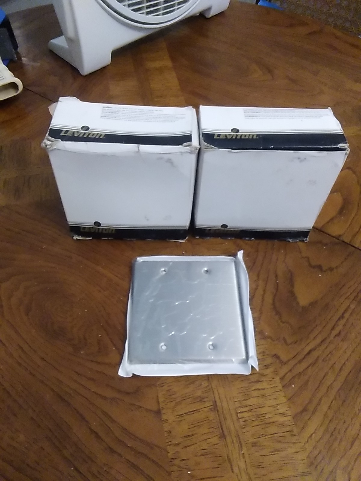 Leviton2 Gang Non-magnetic Satin Finish Plates Lot Of 20