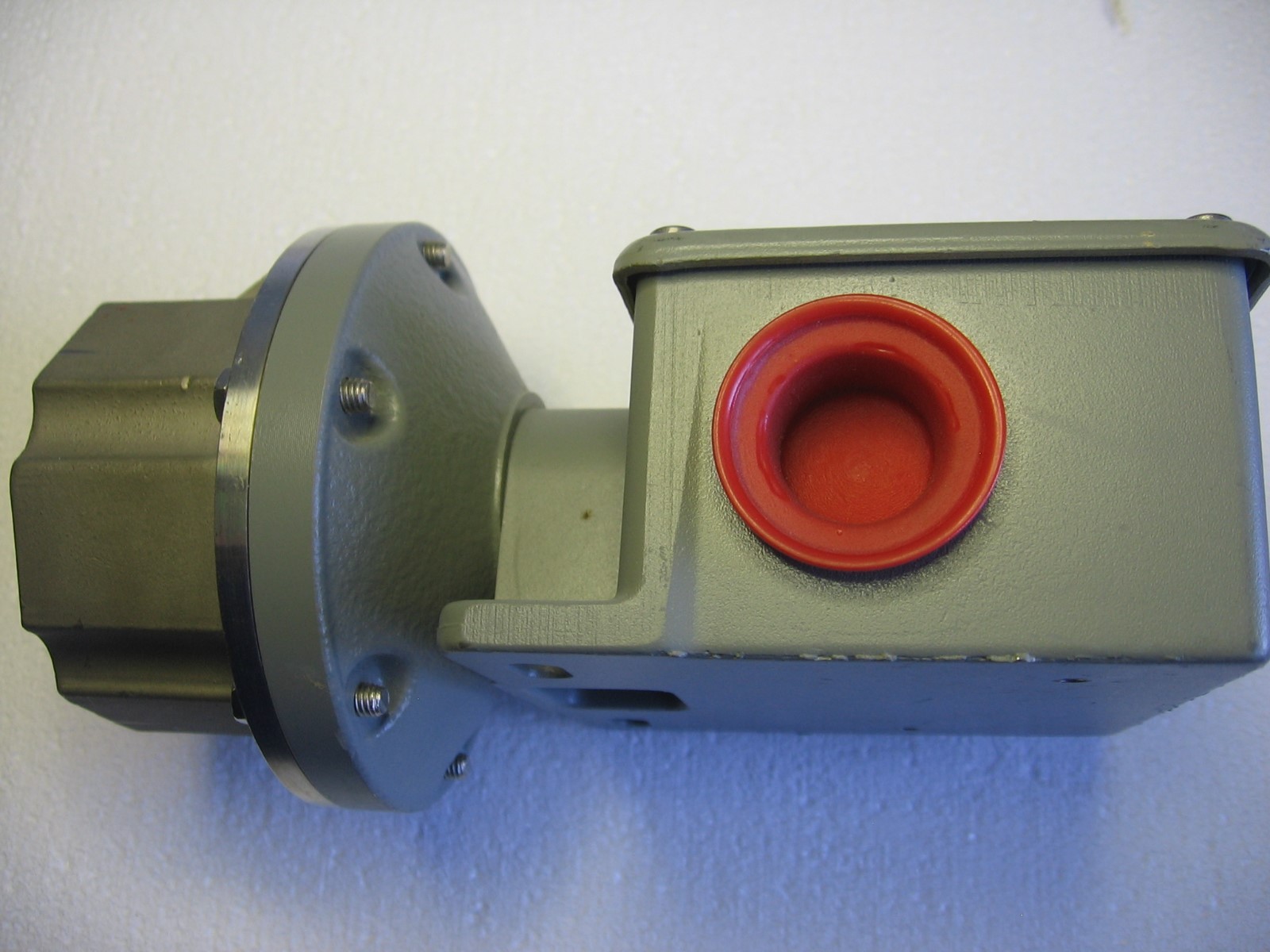 SOR Control Devices Static "O" Ring Pressure Switch 126NN-Y45-U9-C6A-TT