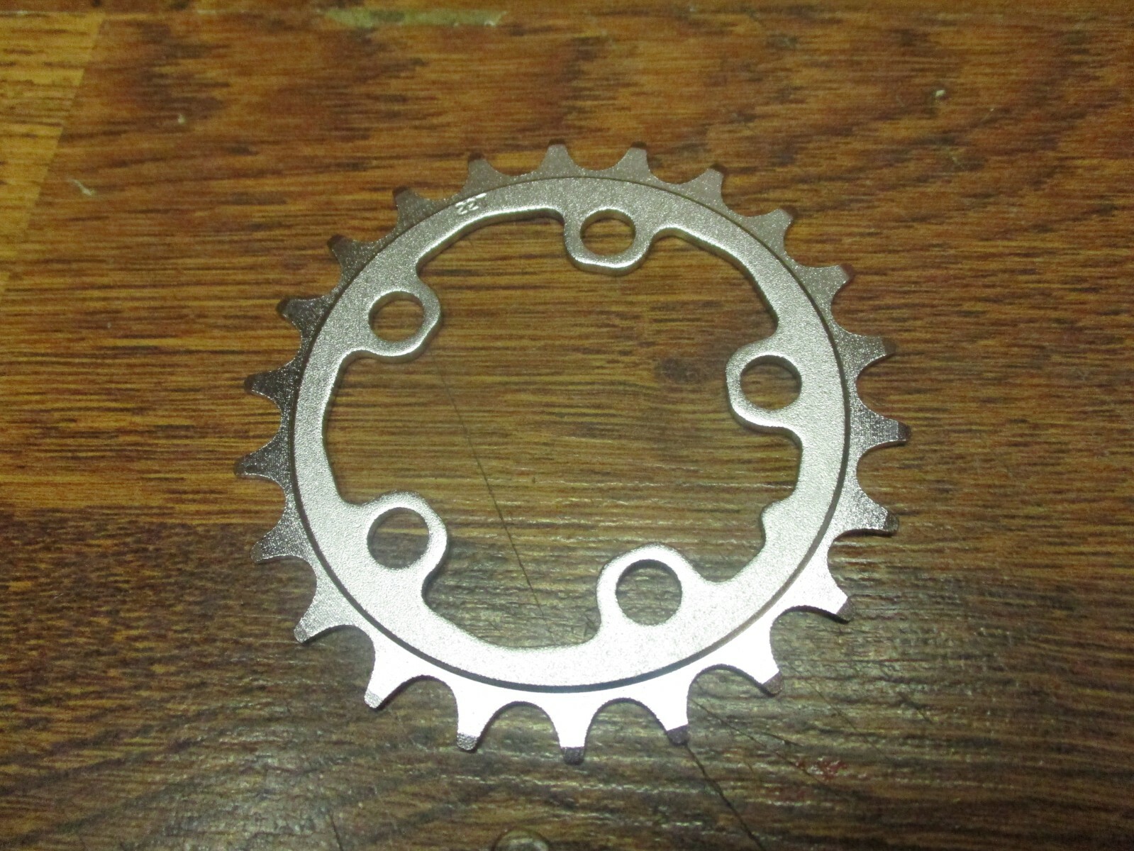 LIGHTWEIGHT ALLOY 58 BCD 22T 5 BOLT CHAIN RING - SILVER