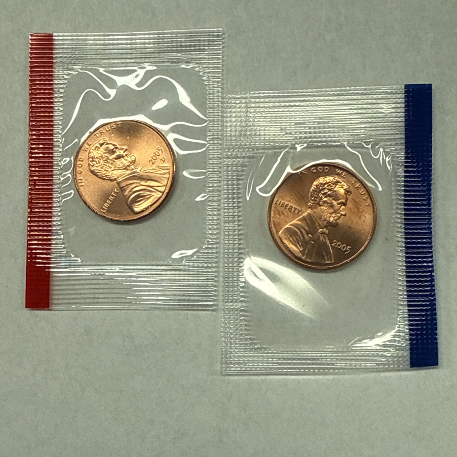 2005 P&D LINCOLN CENTS from MINT SET in MINT CELLO with Free Shipping