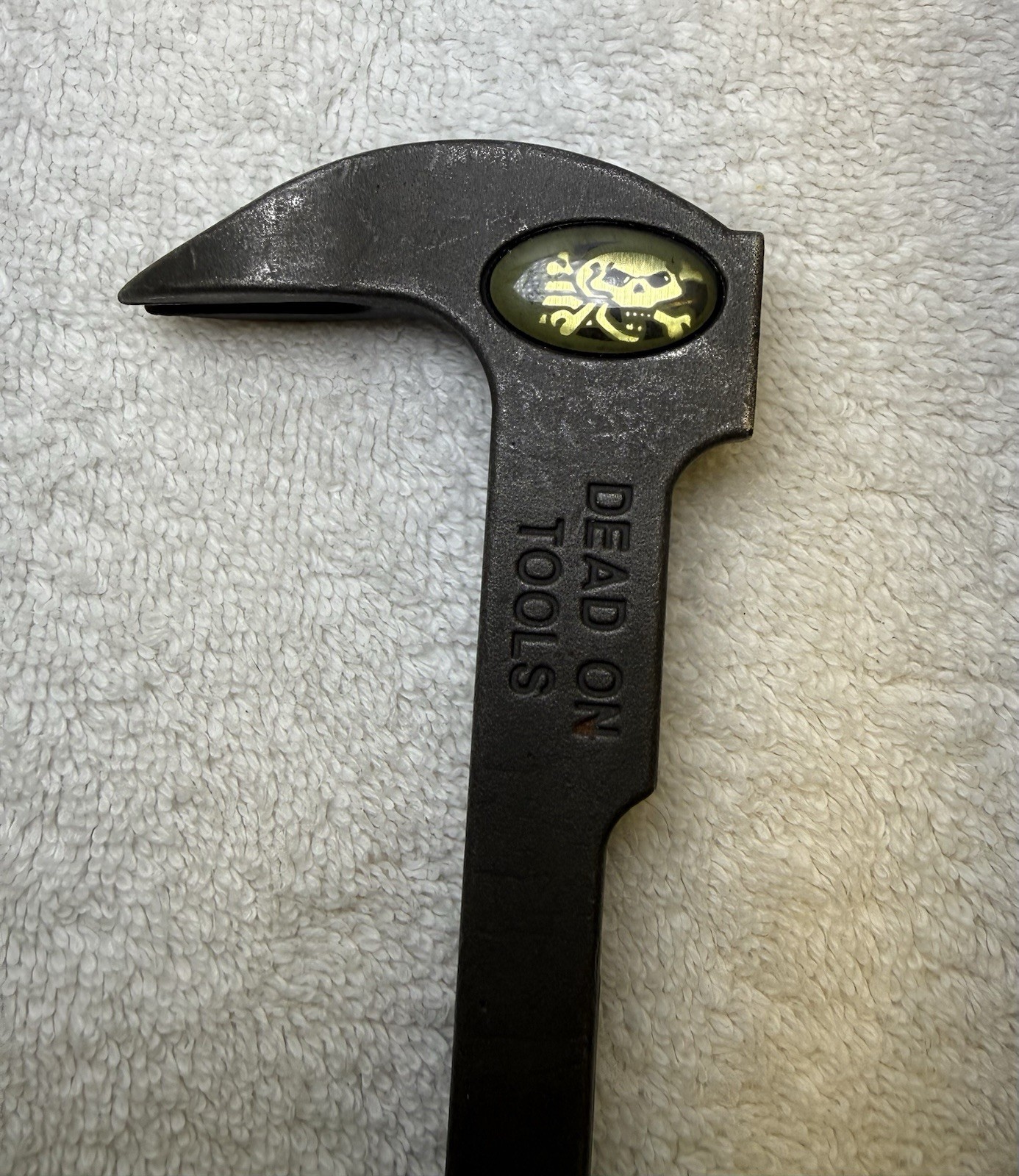 Dead On Tools EXHUMER Demolition Wrecking Pry Bar Nail Puller Skull Logo