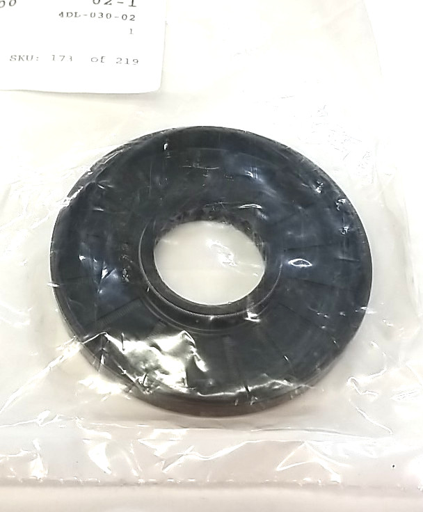 NOS OEM ARCTIC CAT FRONT OUTPUT SEAL 654228  ARTIC