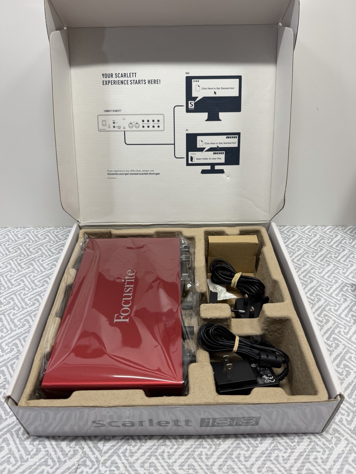 Focusrite Scarlett 18i8 (3rd Gen) USB Audio Interface - Complete Open Box CIB
