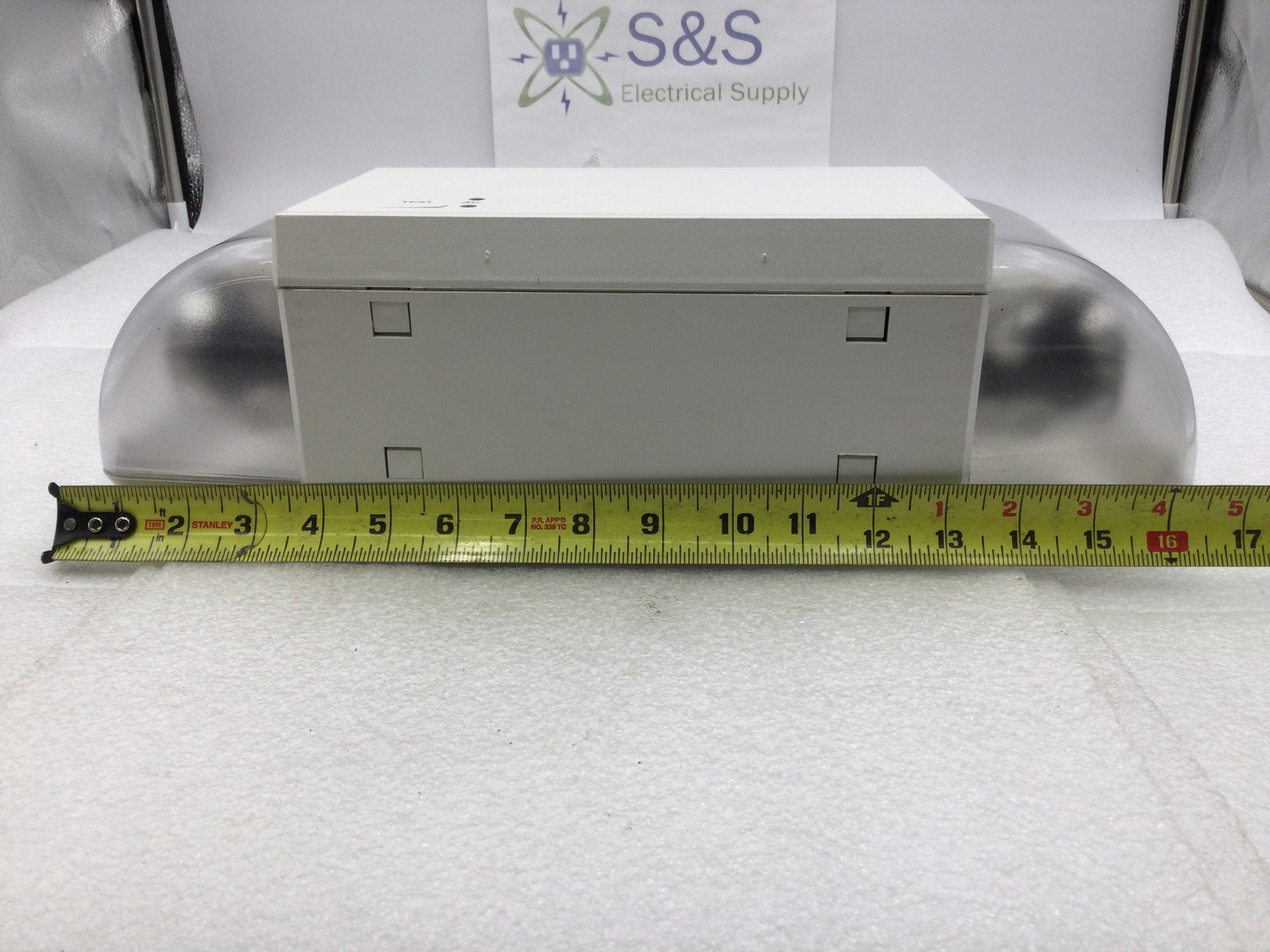 Lightolier E2136LT9W Battery Backup Emergency Lighting