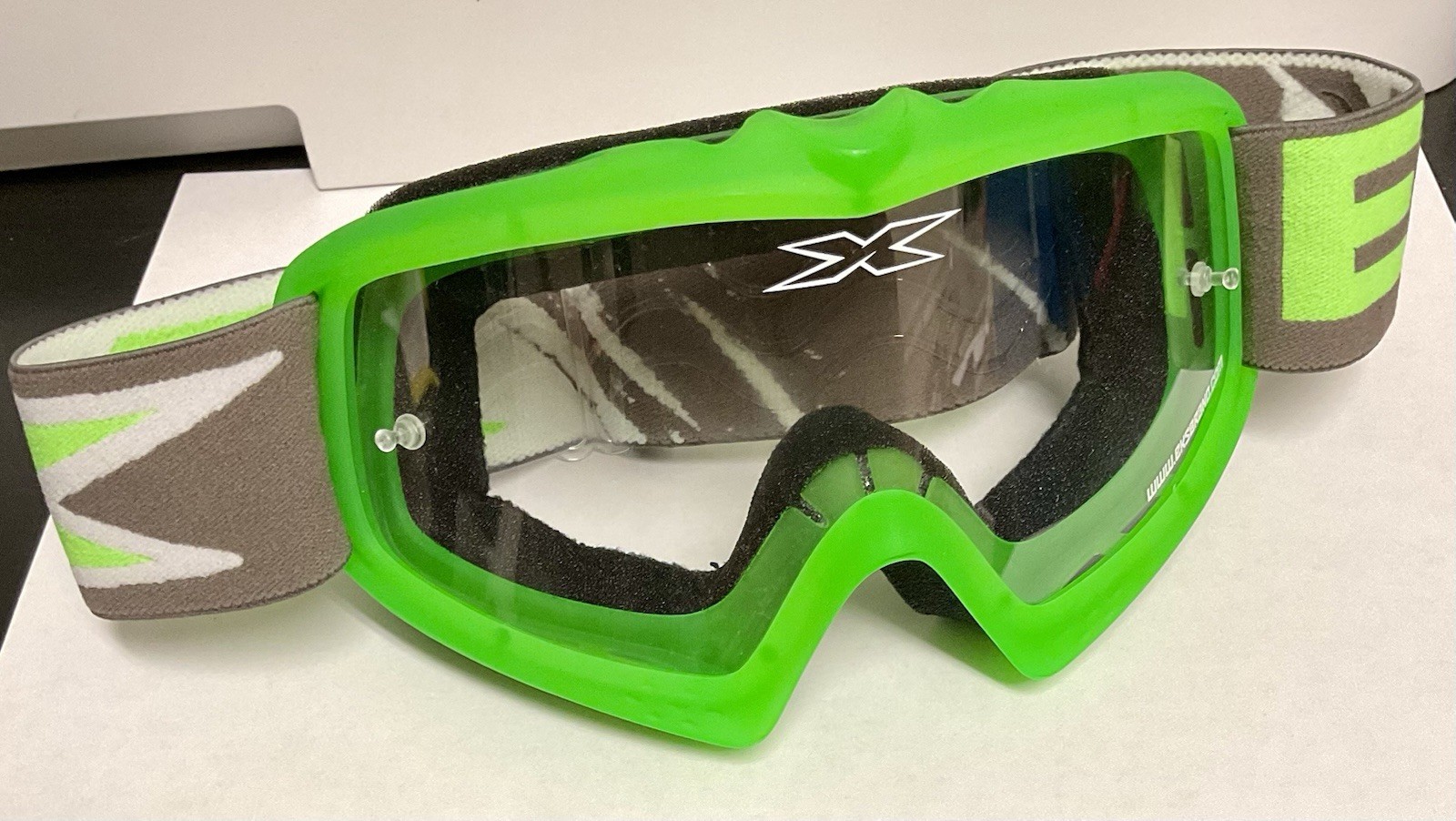 EKS BRAND 067-30170 YOUTH GOGGLES XGROM LIQUID FLO. GREEN