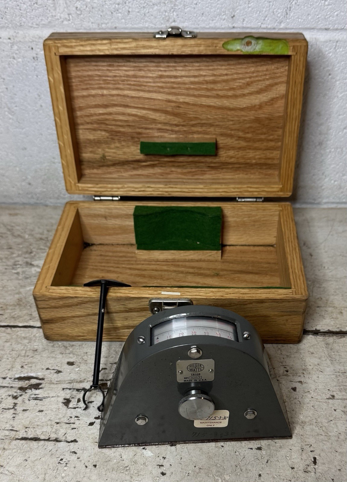 Vintage Hilger & Watts TB 108, Pendulum Clinometer Precision Level Inclinometer
