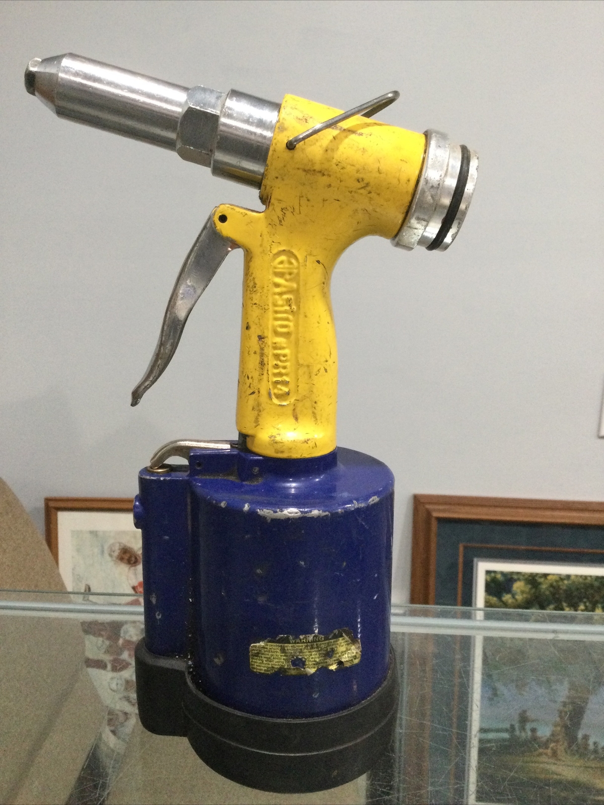 Astro Pneumatic Pr14 Air Riveter Works Great.