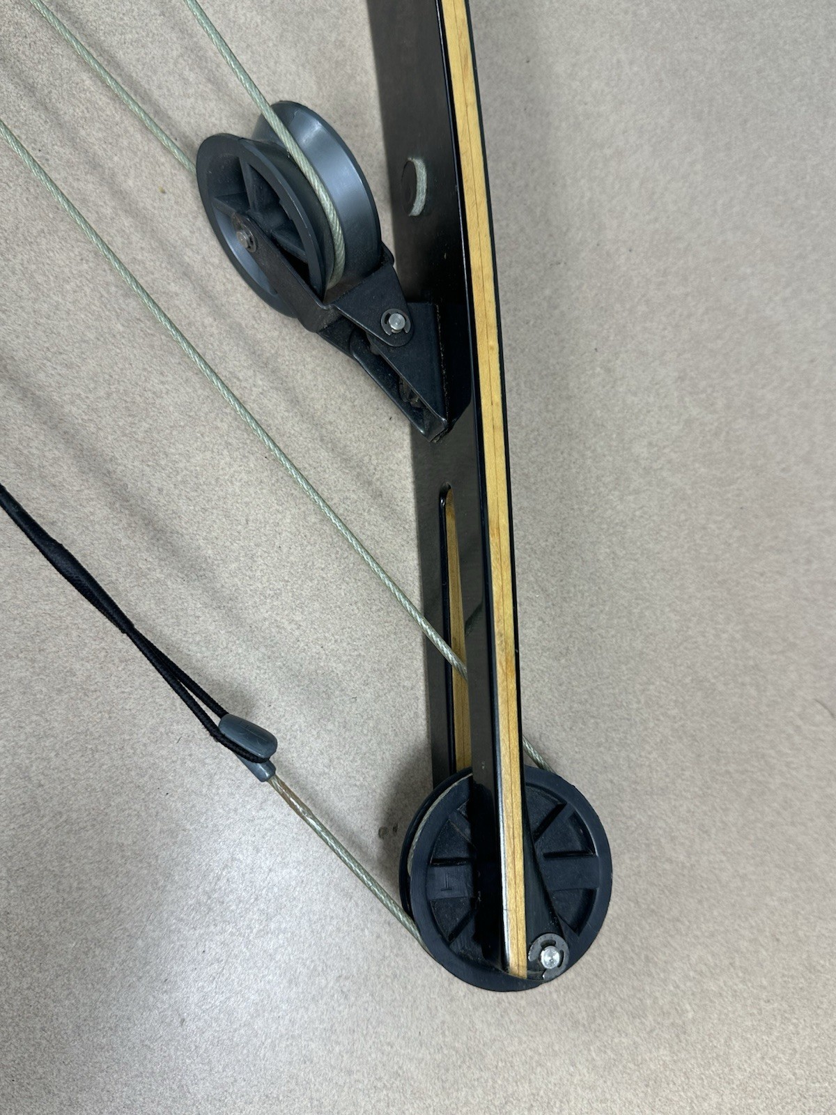 Hoyt Compound Bow 3R ** READ THE DESCRIPTION **
