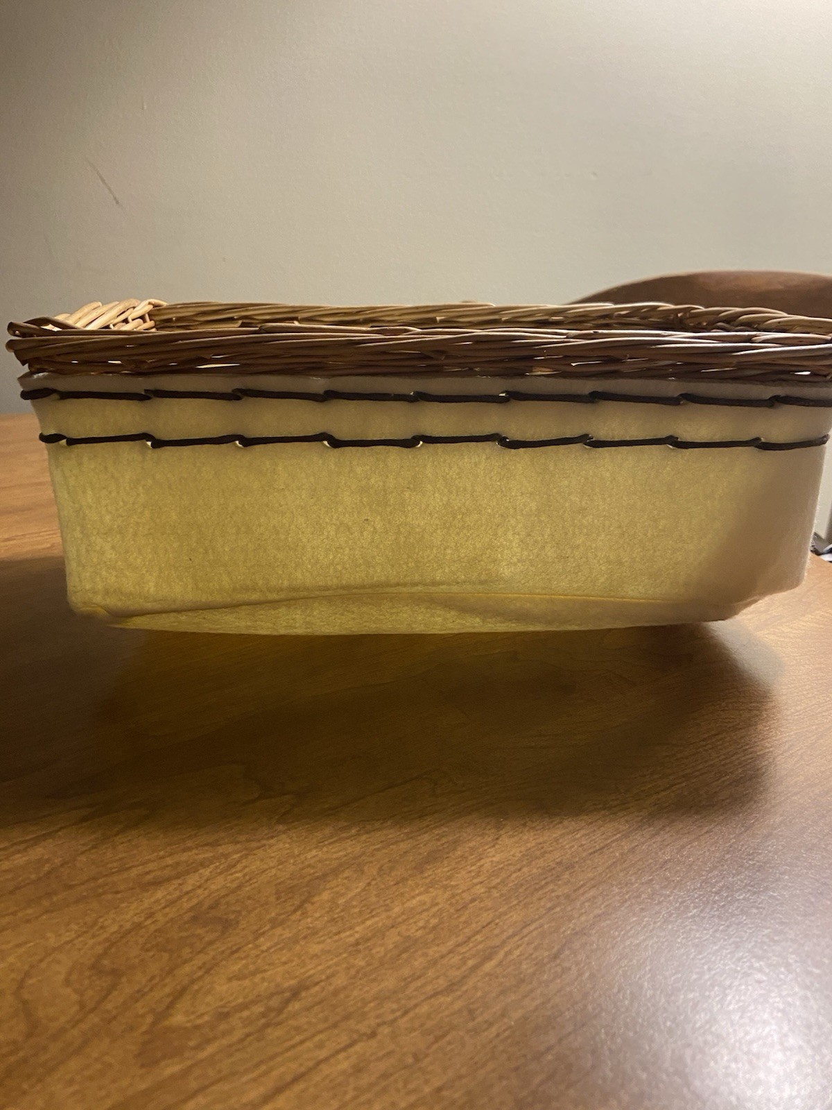 Wicker Two-Tone Rectangular Bread Basket Organizer