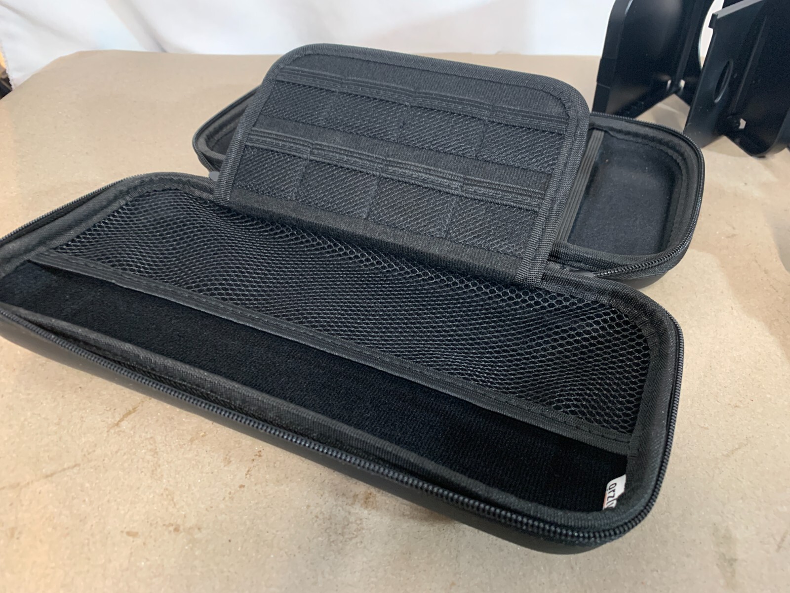 Orzly Switch Travel Carry Case with Inserts Mint Condition!