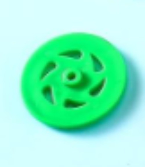 1 Pc Green Plastic Toy Wheel, used