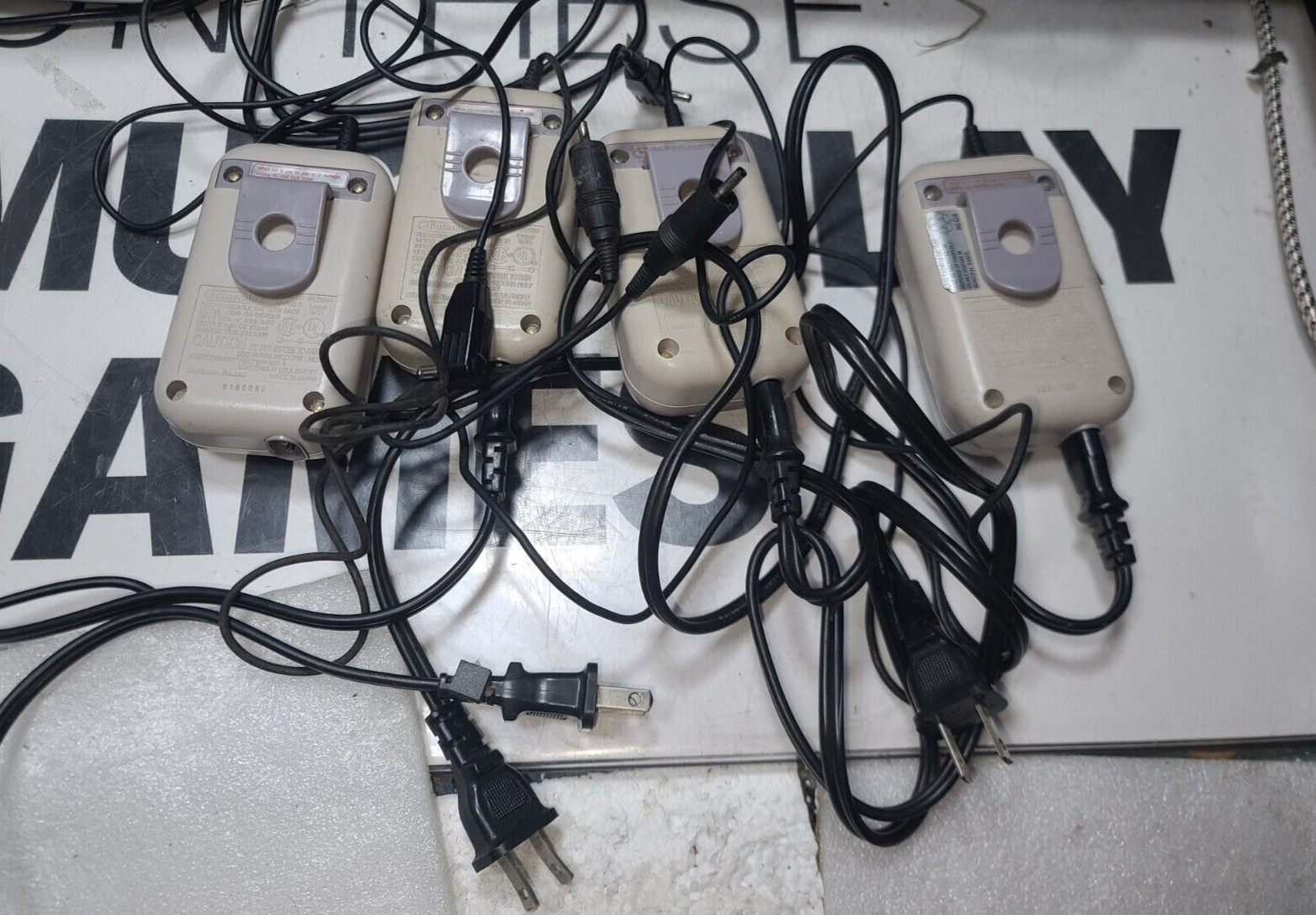 Nintendo GameBoy DEFECTIVE DONOR DMG-03 Battery Packs x4-Power ONLY-PARTS-READ