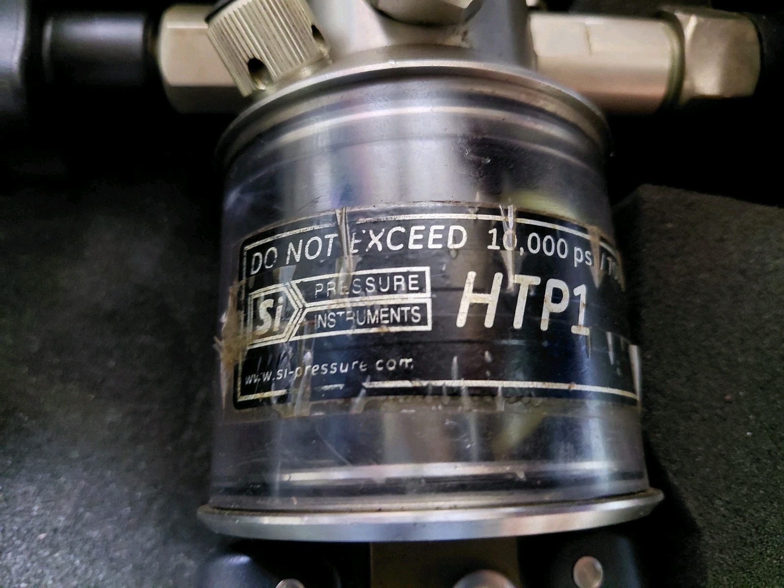 SI HTP1 PRECISION HANDHELD PUMPS FOR PRESSURE AND VACUUM CALIBRATION 0-700 BAR