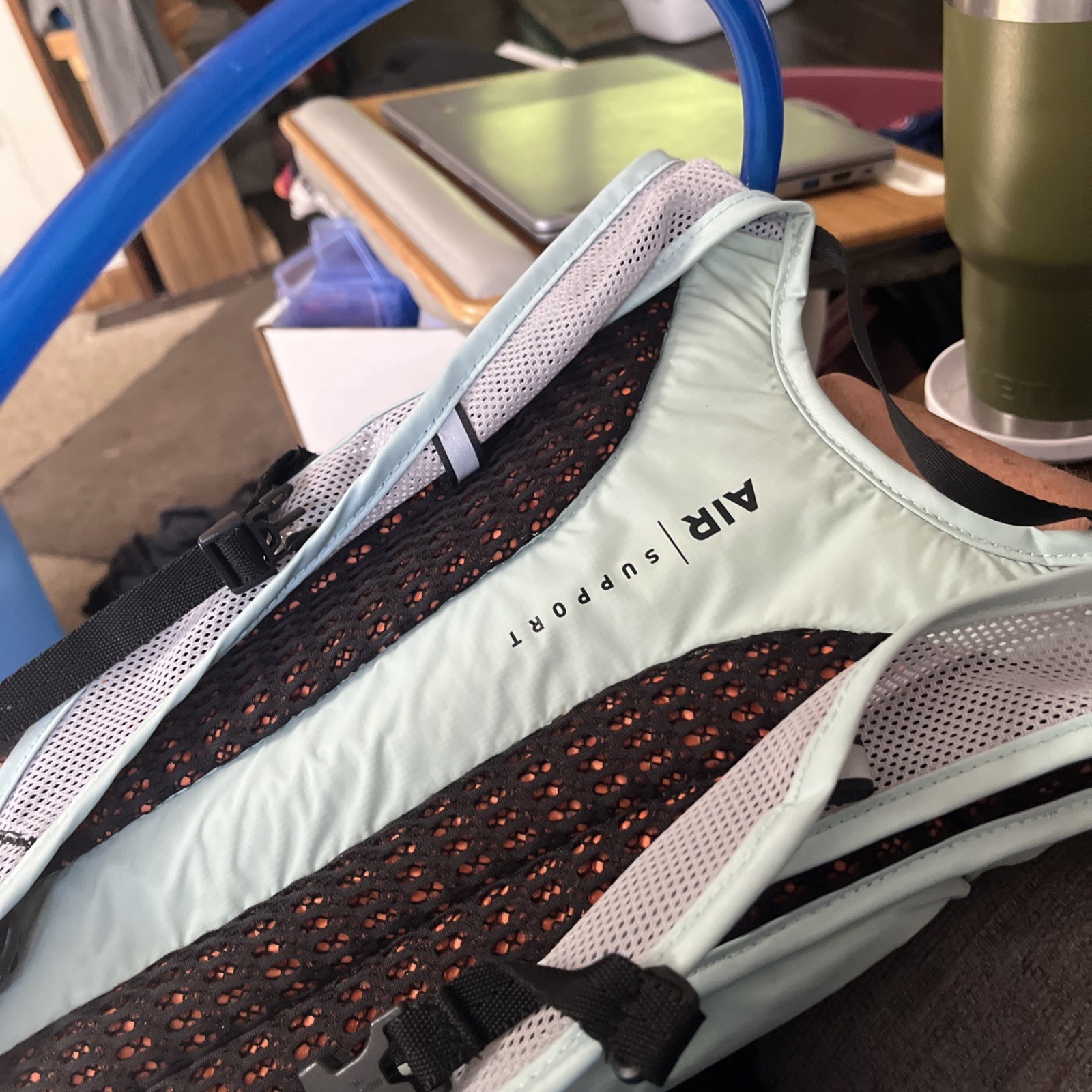 Camelback Rogue Teal Hydration pack - Used