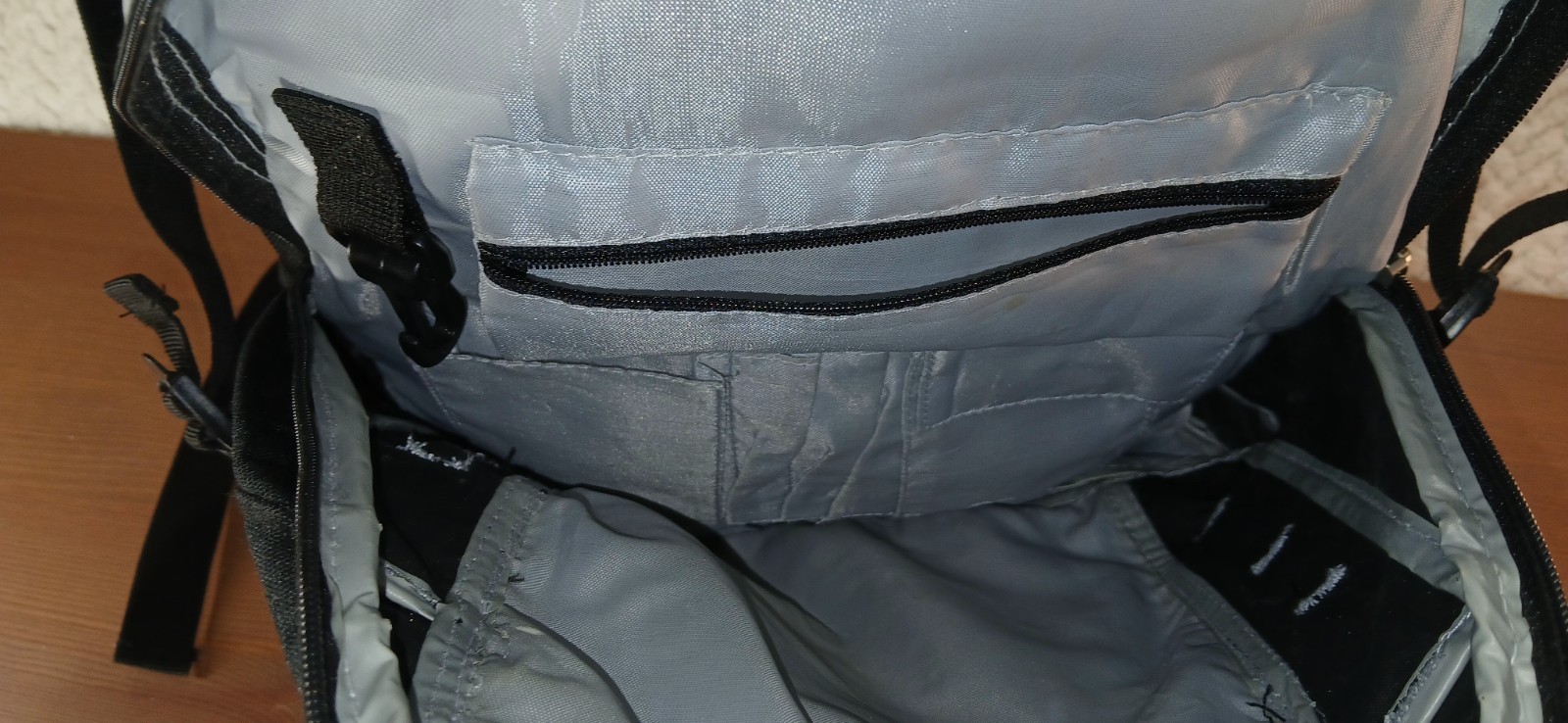 Trailmaker Equipment Black Gray Backpack Bag Excellent Condition