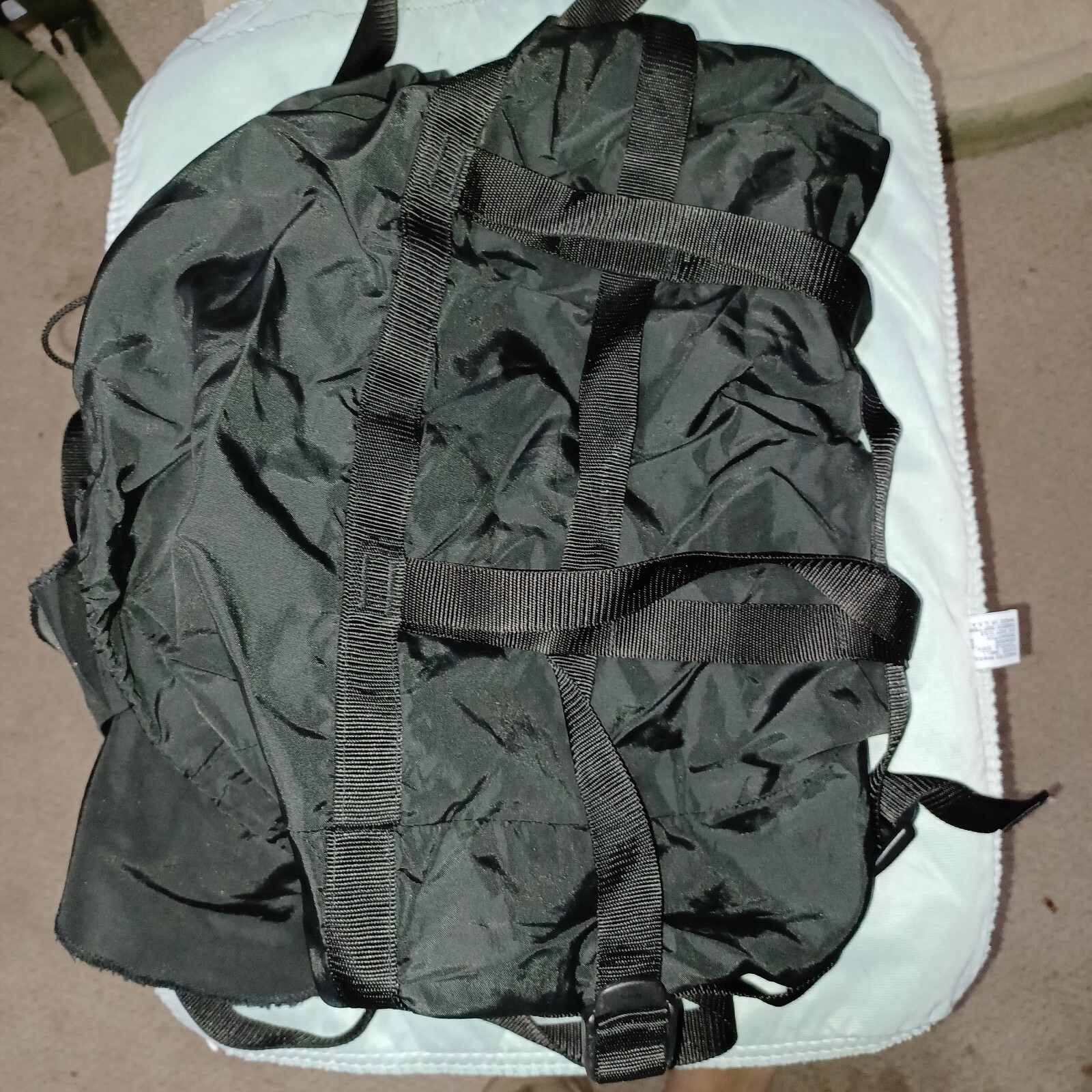 USGI 9 Strap Compression Stuff Sack good