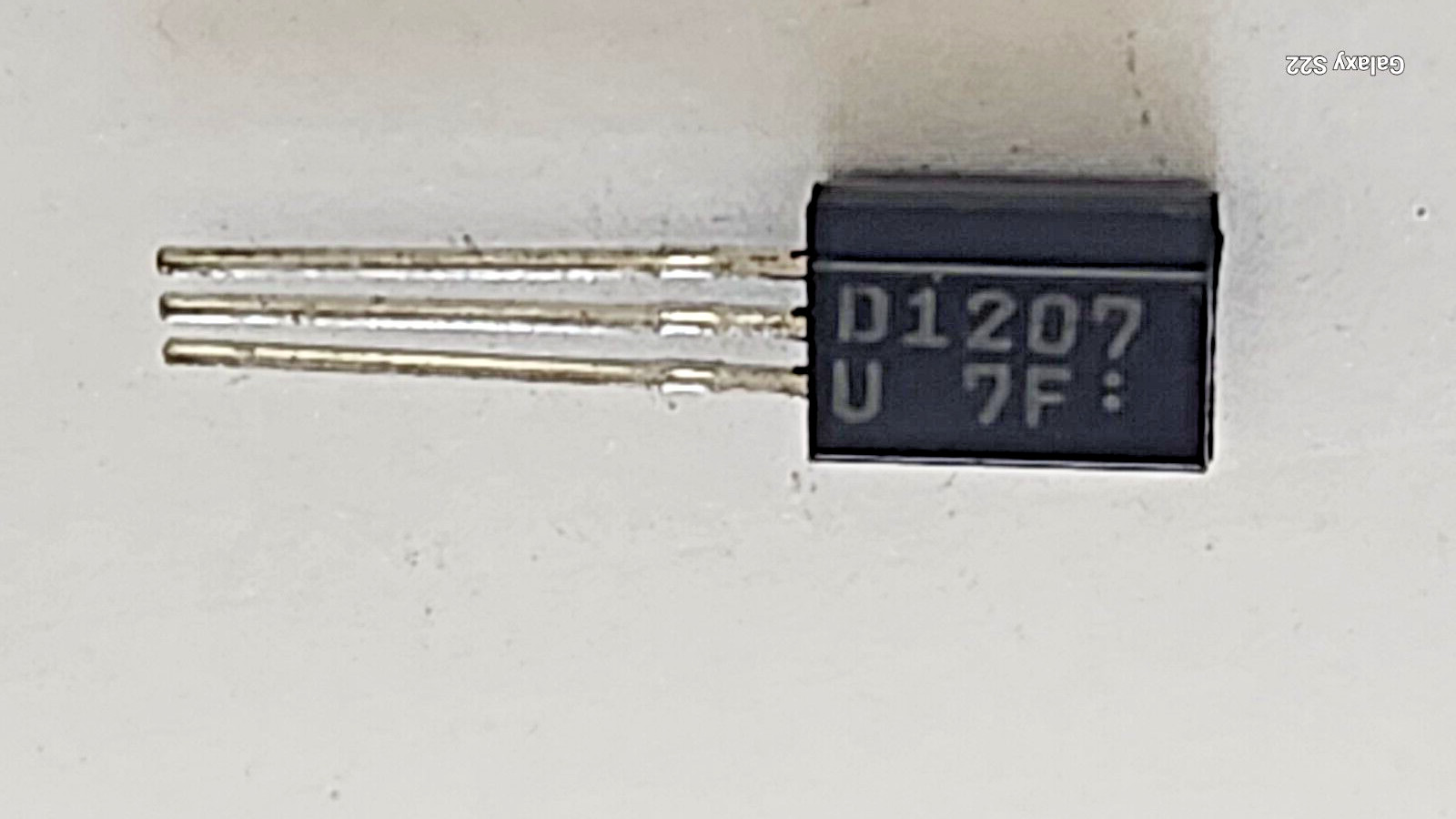 SANYO TRANSISTOR 2SD1207U USED IN VARIOUS APPLICATIONS