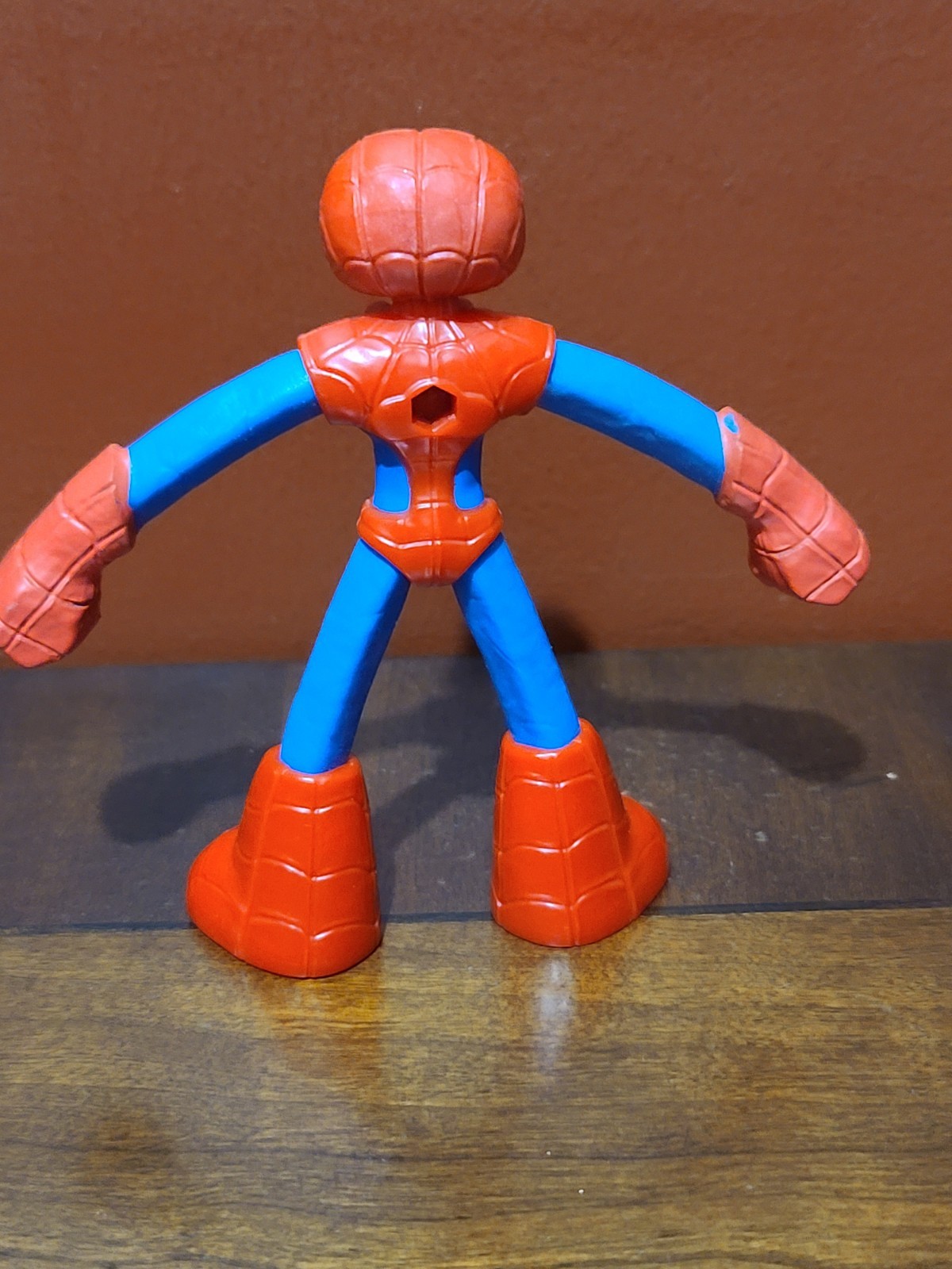 Play-Doh Hasbro Marvel Spiderman Bendy Action Figure - 4"
