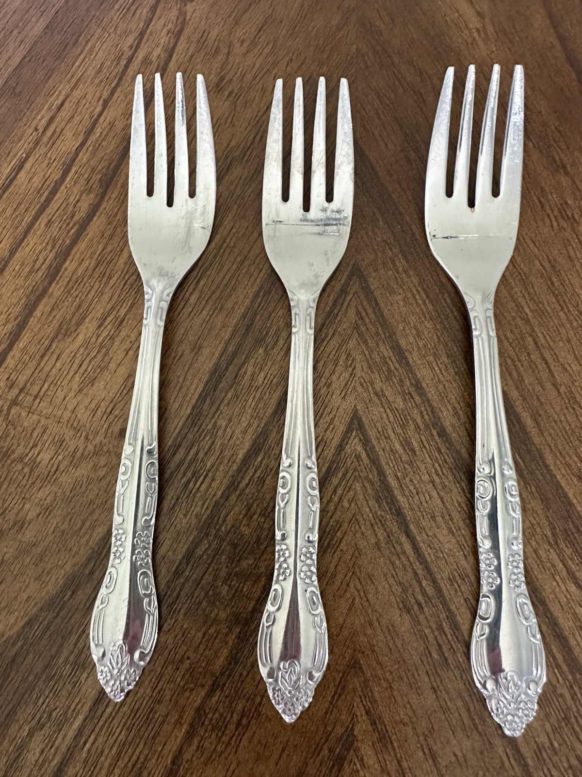 Utica Flatware UT143 Salad Forks Set Of 3 Stainless Steel VTG
