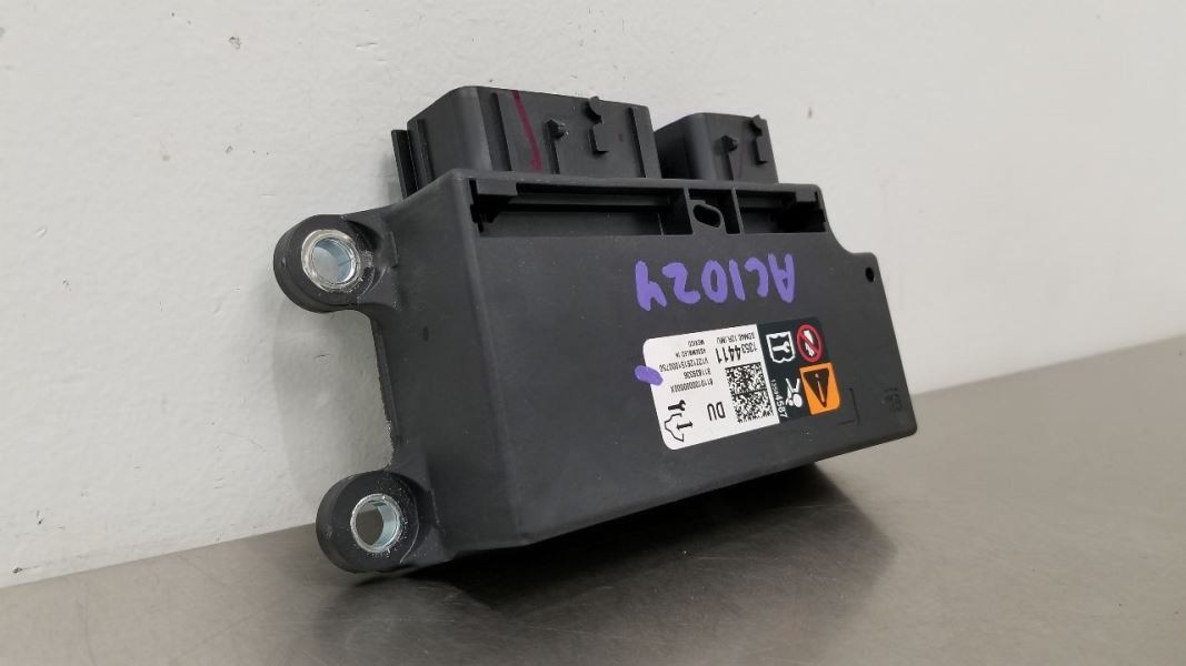 22 CHEVY SILVERADO 3500 SRS BAG MODULE 13584587