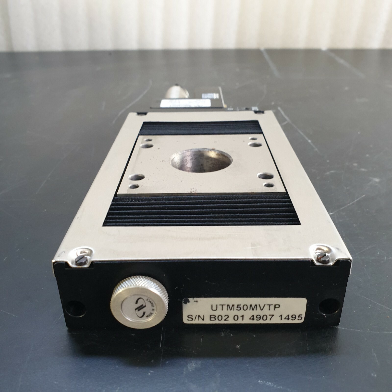 Newport M-UTM50CC1DD,vertical stage UTM50MVTP