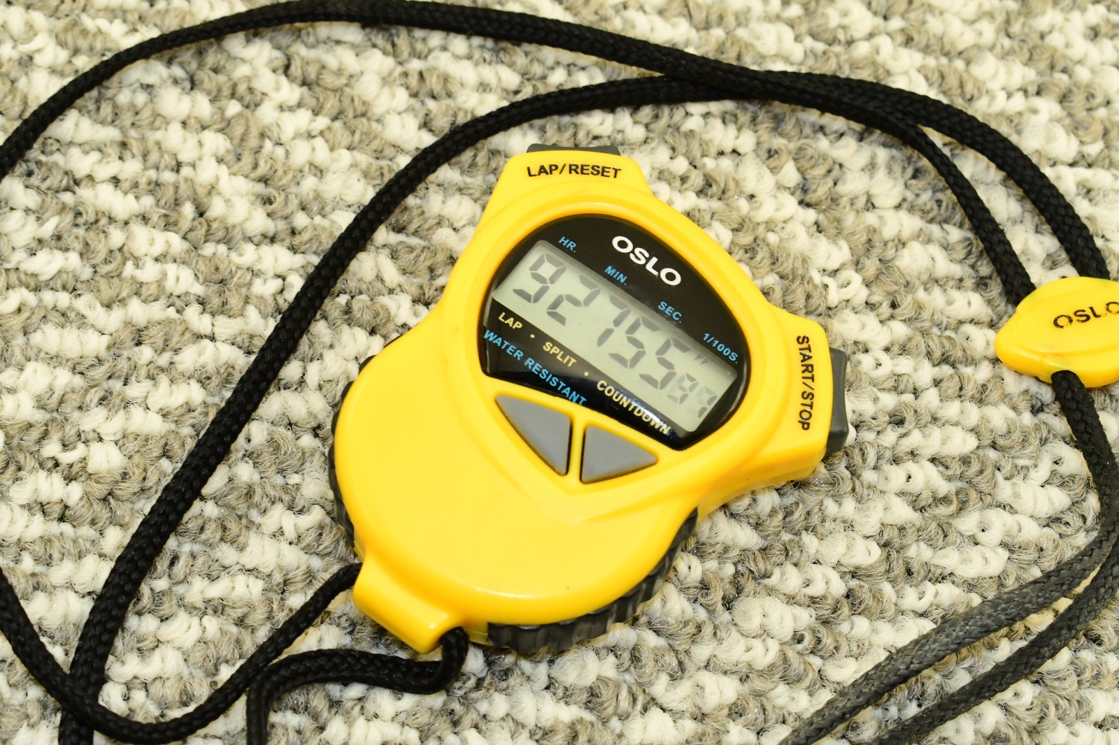 Robic OSLO 1000W Dual Stop Watch Count Down Timer Stopwatch - YELLOW, Used