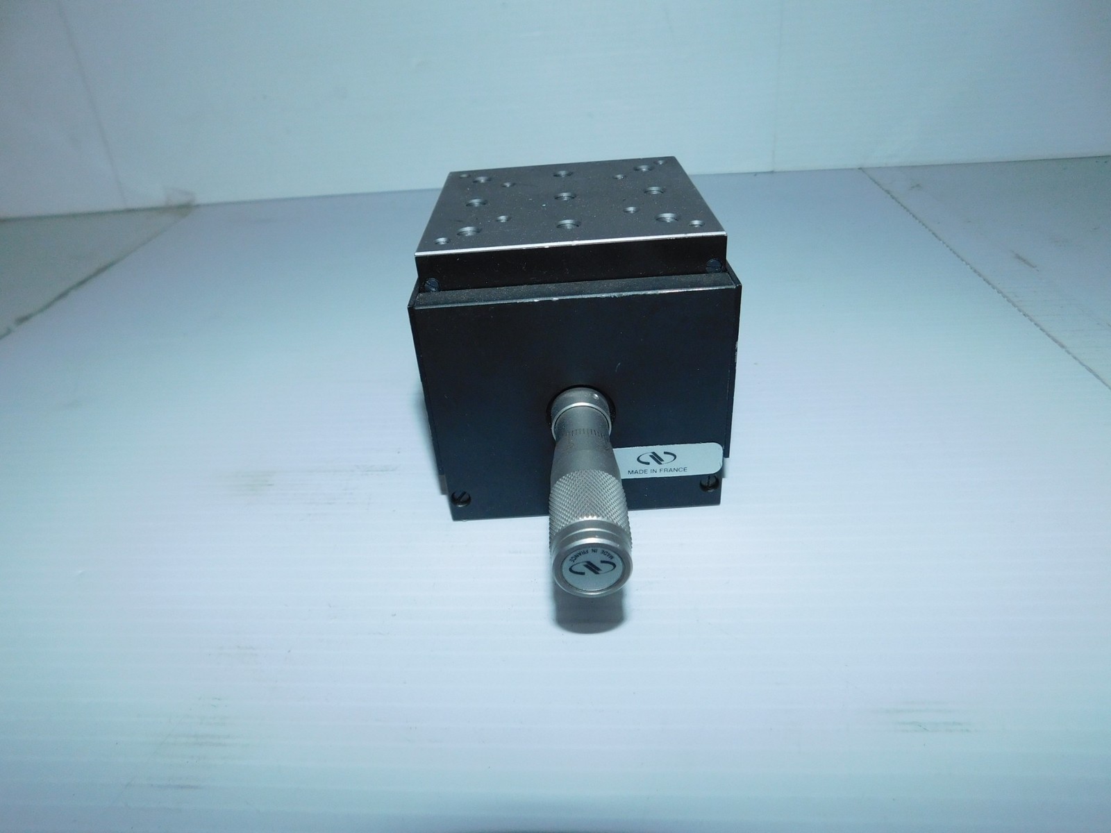 *JM* NEWPORT MVN80 VERTICAL LINEAR STAGE TOOL (MCE174)