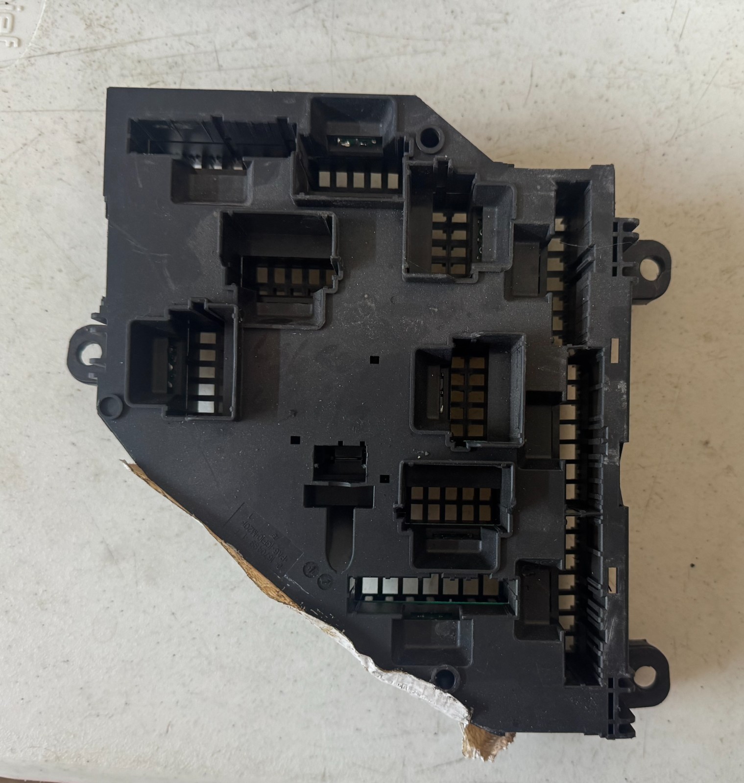 11-16 BMW Quarter Fusebox Module Panel 9234423-01 OEM 12 13