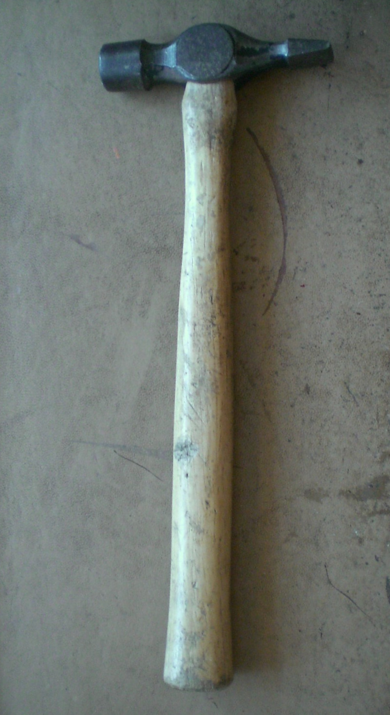 Vintage Cross Pein Hammer 8 oz with wooden handle