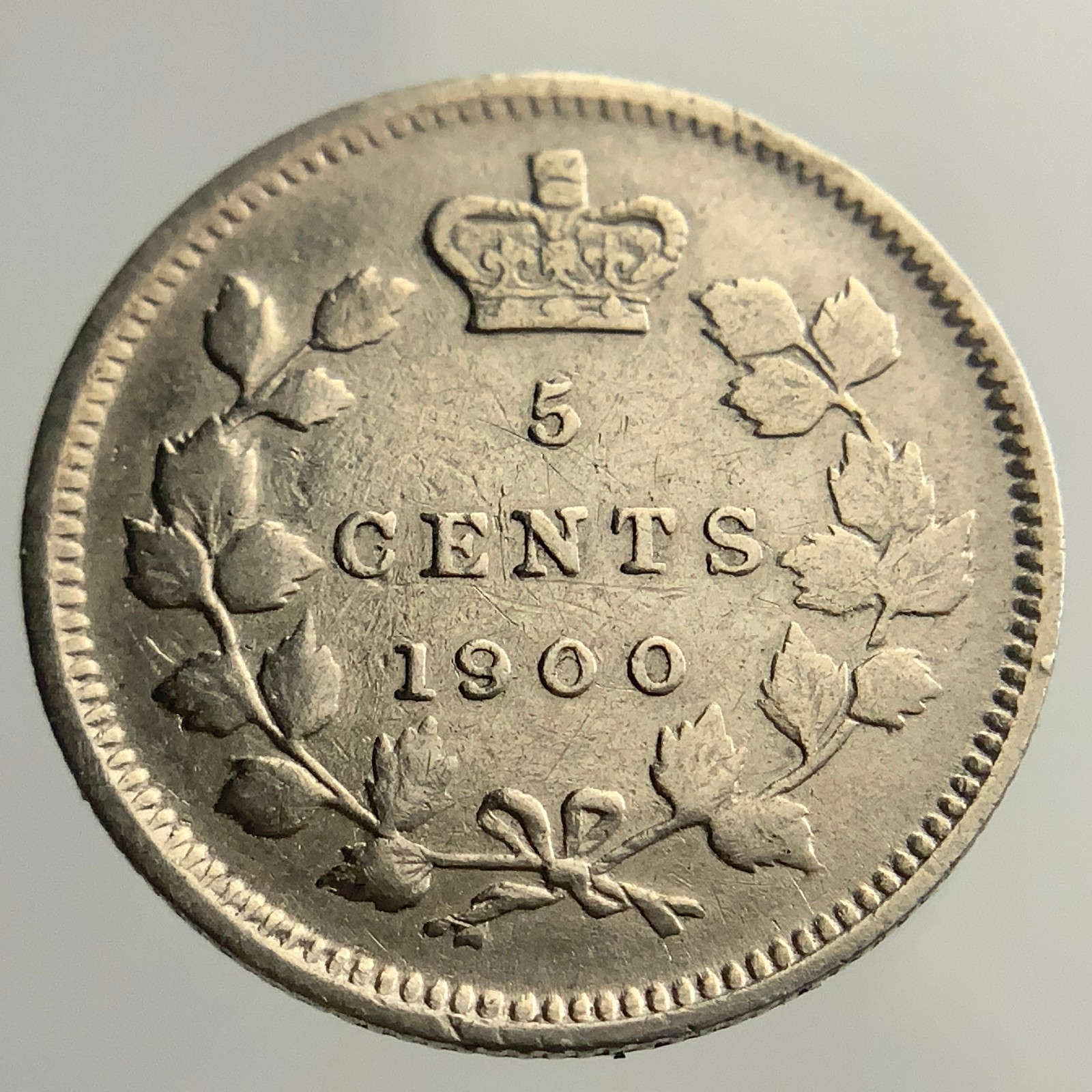 1900 Round 0 Canada Small Five Cents Victoria Circulated 5 Silver Coin NGS024