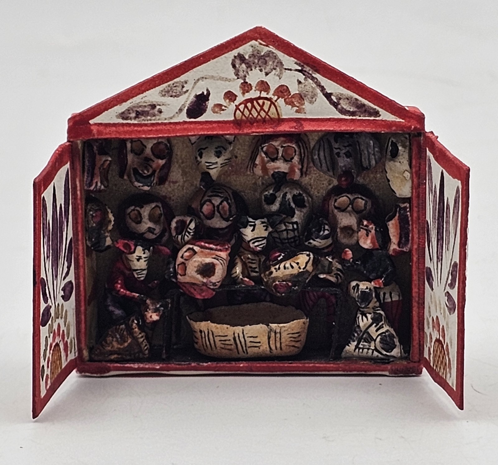 Vintage NICARIO JIMÉNEZ Signed Peruvian Retablo Folk Art Matchbook Diorama