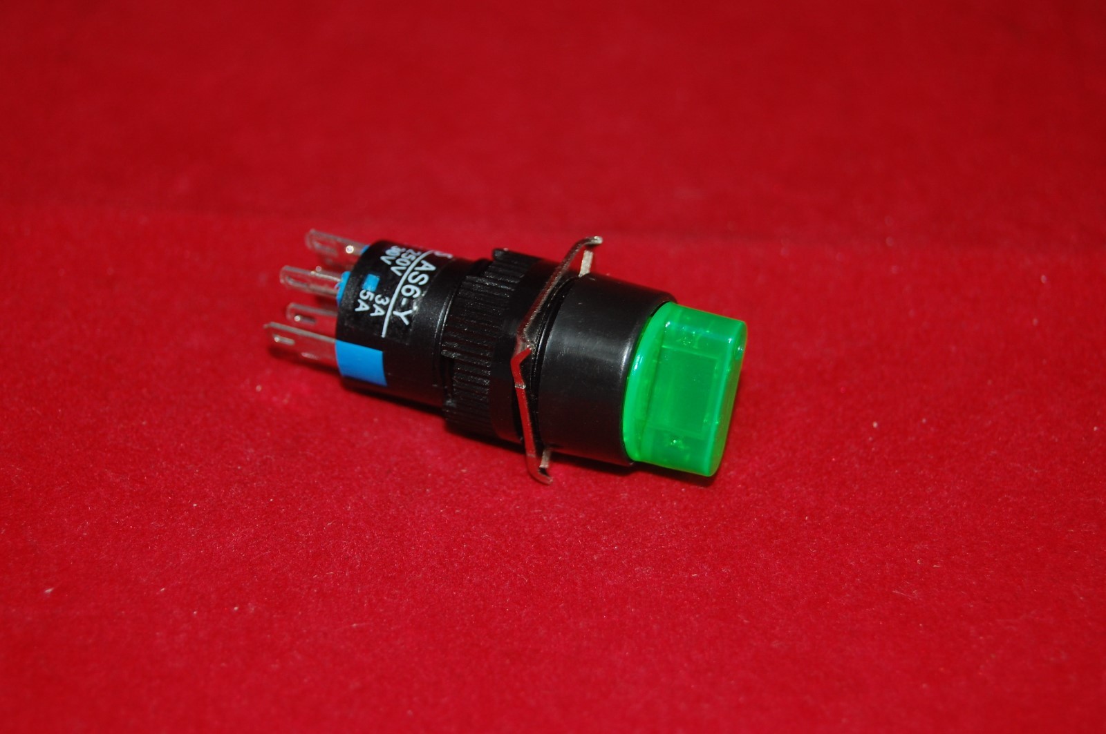 2PCS 16mm Round ILLUMINATED Latching Selector switch 2 Position Green 24V LED