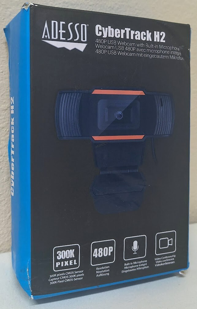 Adesso CYBERTRACK H2 High Quality Video WebCam Built-in Microphone - OPEN BOX