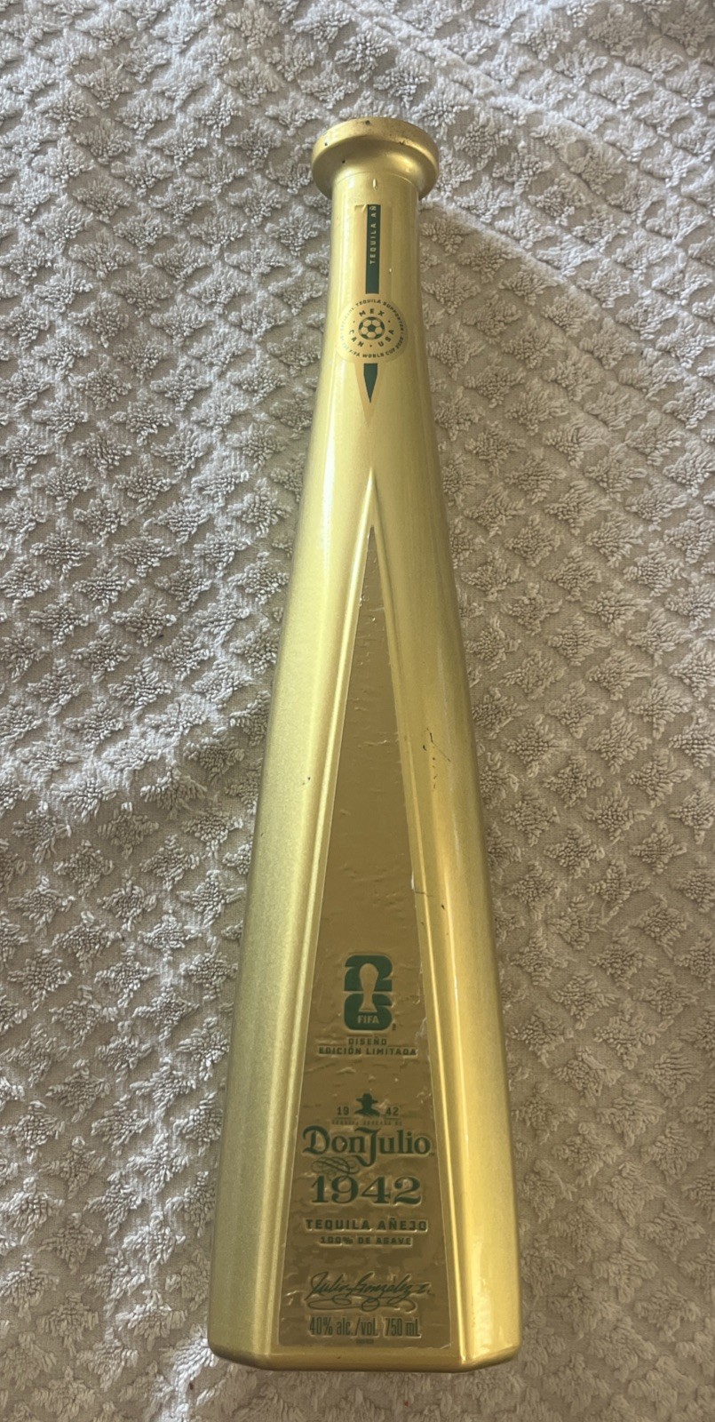 EMPTY Don Julio 1942 World Cup 2026 Limited Edition Gold Bottle-, No Lid, 750 ml