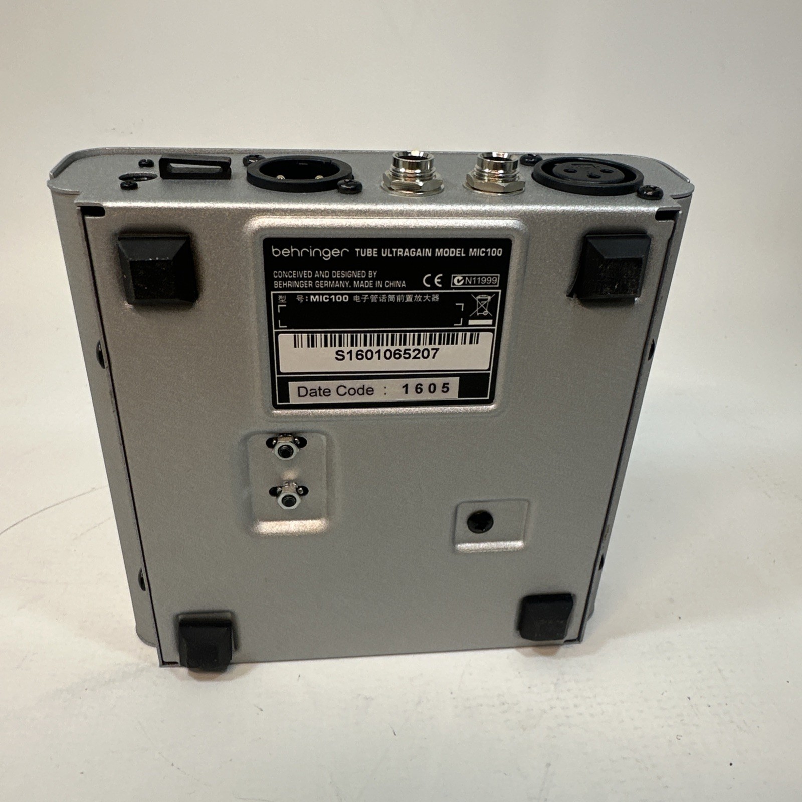 BEHRINGER TUBE ULTRAGAIN MIC100 Unit