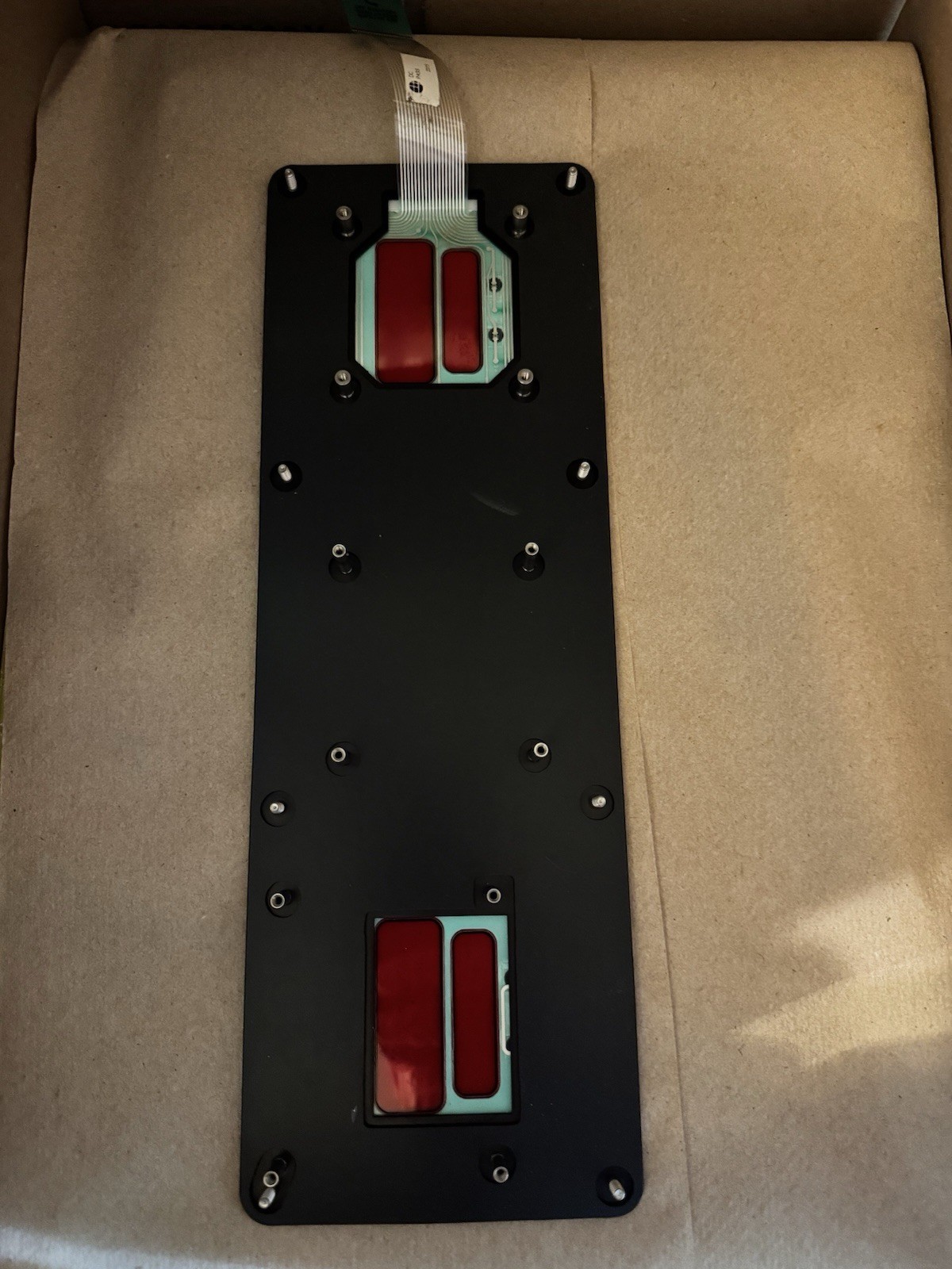 Giles Control Overlay GIL 20377 NEW