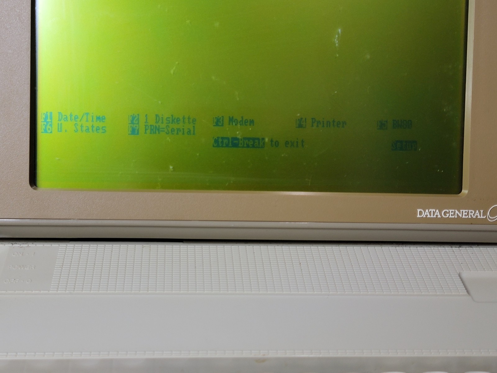 Vintage 80s Data General One Computer Model 2219 Early Portable Laptop Computer