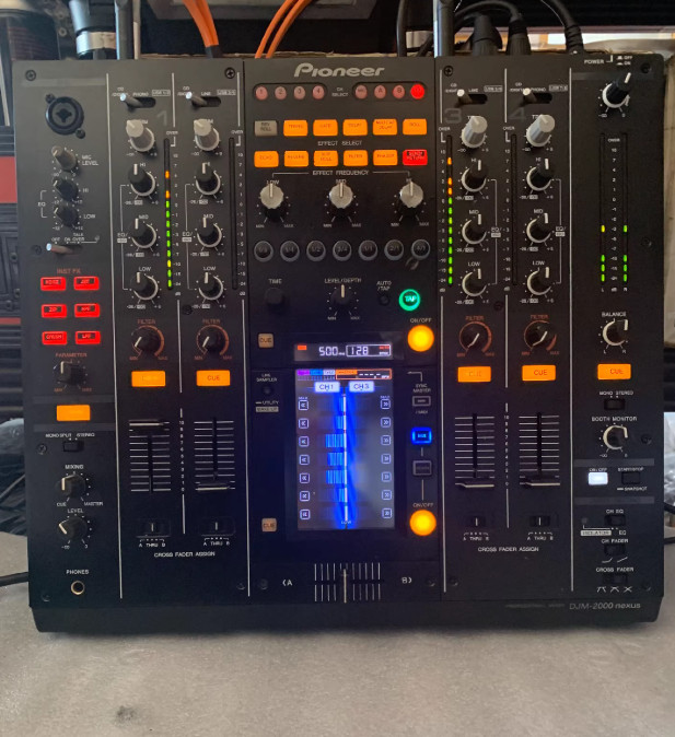 1pcs Pioneer DJM2000nexus mixer console